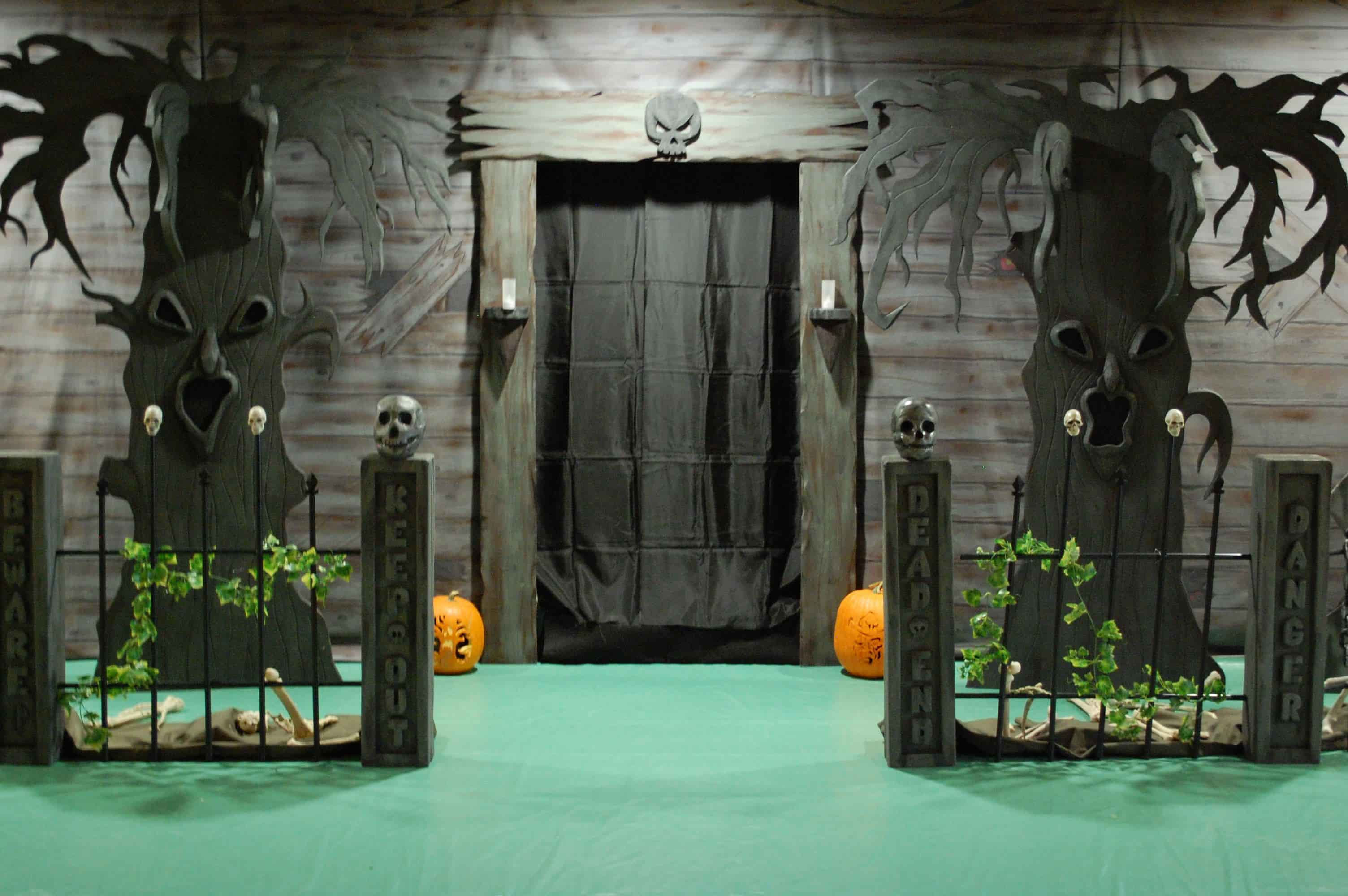 Wallpaper 3cf96 Haunted House Props 2024 Turn Your Home into a Haunt with Halloween HD Wallpaper 3cf96