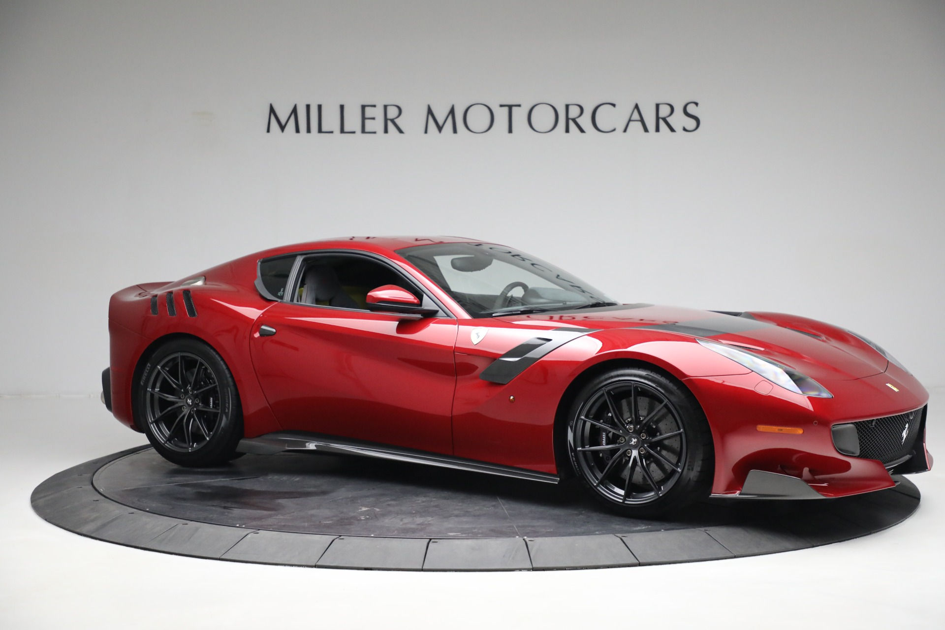 Wallpaper #lmiaHZMBSpphPi3-Uyac381 Pre Owned 2017 Ferrari F12tdf for Sale Special Pricing Bugatti of