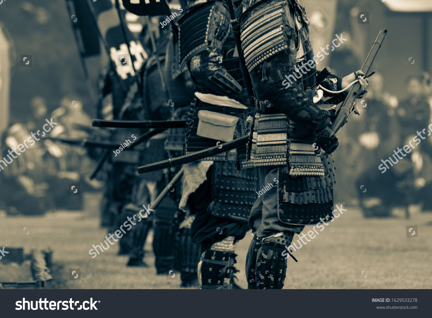 Wallpaper #gkA2MZMBJhL2WPbaCsWi20 Japanese Armored Samurai Medieaval Matchlock Gun Foto Stok 1629533278