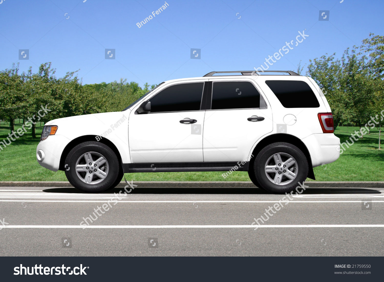 Wallpaper #VuoBU5MBlwTYPL18ogqa318 Blank White SUV Stock Photo 21759550 Shutterstock