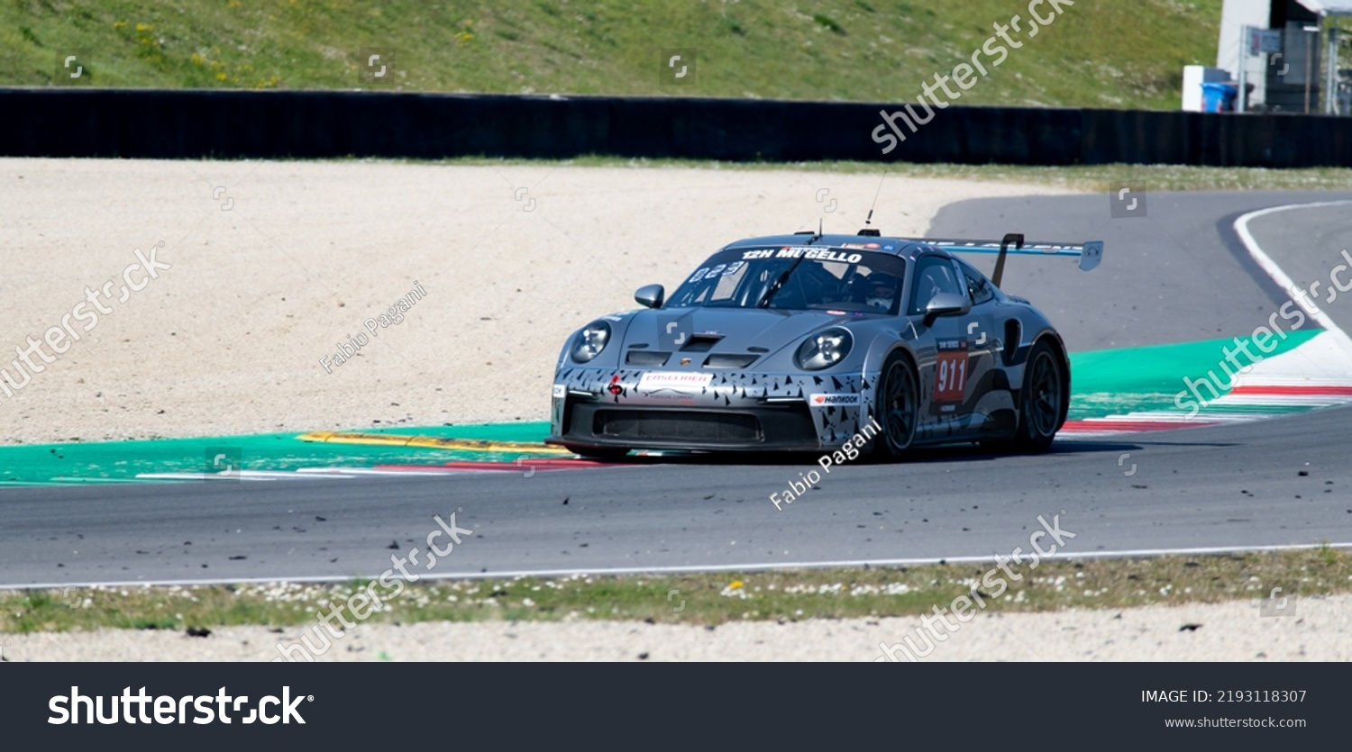 Wallpaper #Y7g615IBJvJKYCmE0eJt109 Porsche 911 GT Race Car Action Stock Photo 2193118307 Shutterstock