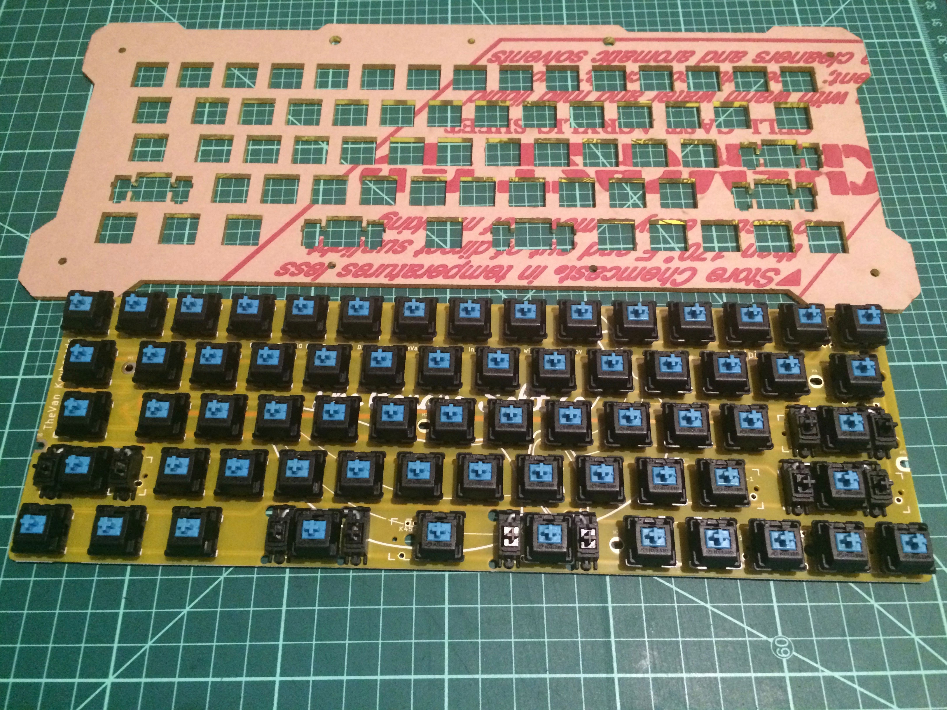 Wallpaper #I6WROJMBVBiSkHCaw44096 Cyberpunk Acrylic Keyboard Case Build Log