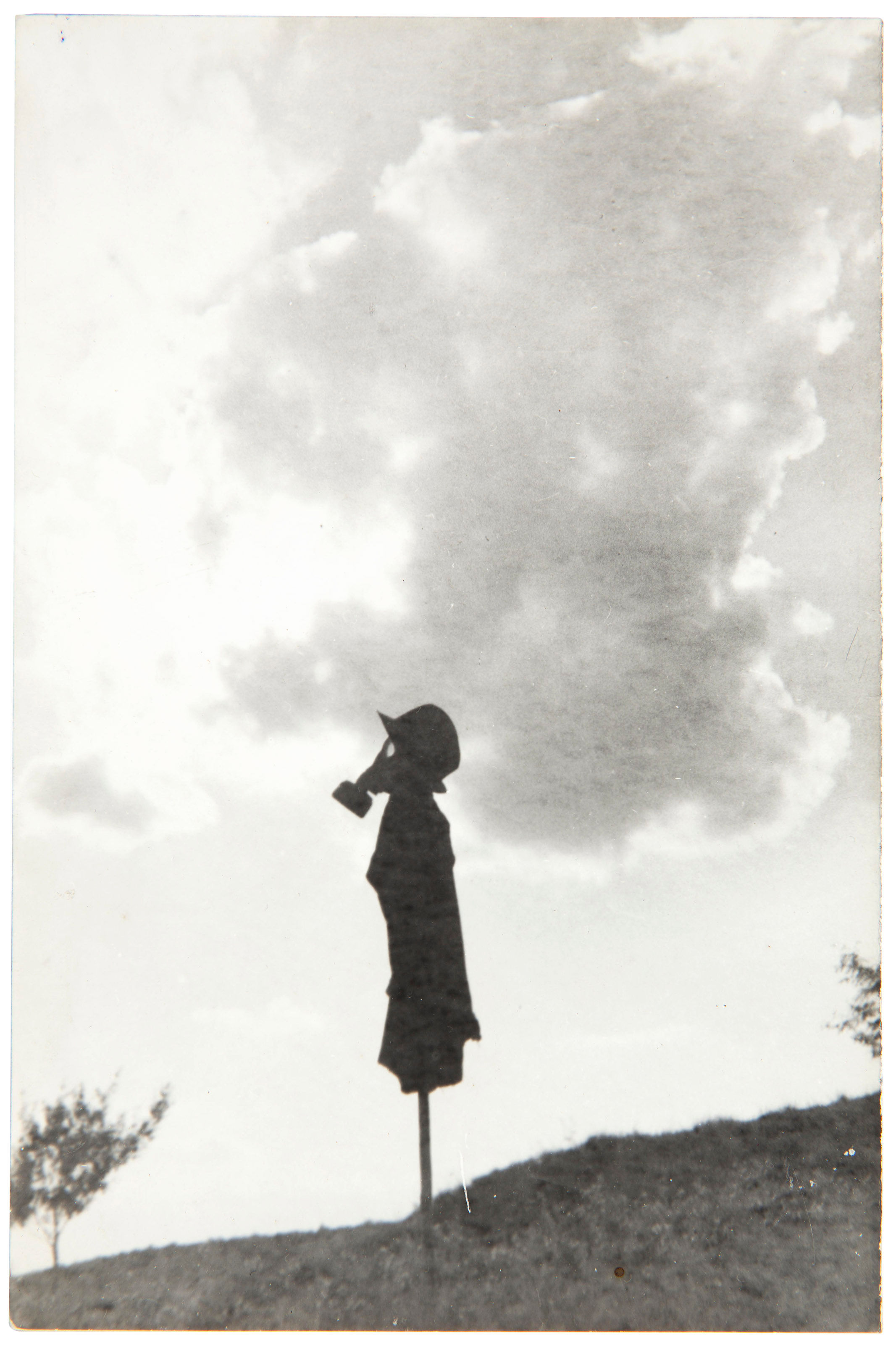 Wallpaper #p_DMfJcBi4JM6agGyB5B77 Josef Bartuska 1898 1963 Untitled Scarecrow Gas Mask C 1938