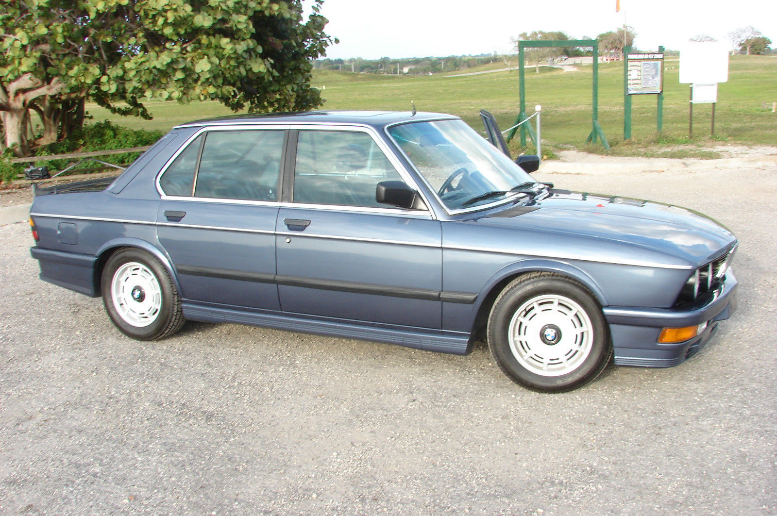 Wallpaper #HHOWiY4BFI5NbQksXCKl58 1986 BMW M535i German Cars for Sale Blog