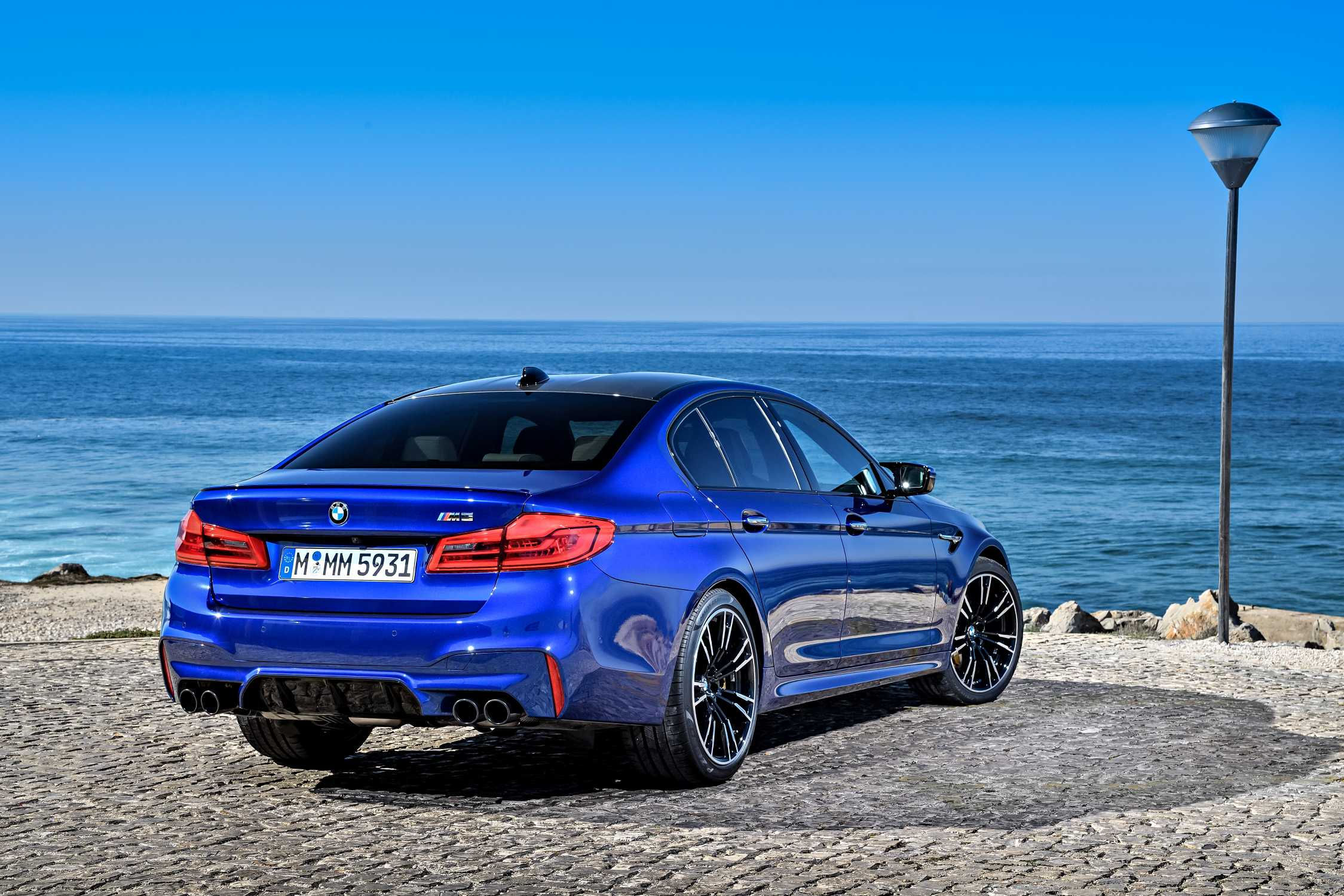 Wallpaper #5kWSl44B7YBJg1BVX6DR19 The New BMW M5 112017