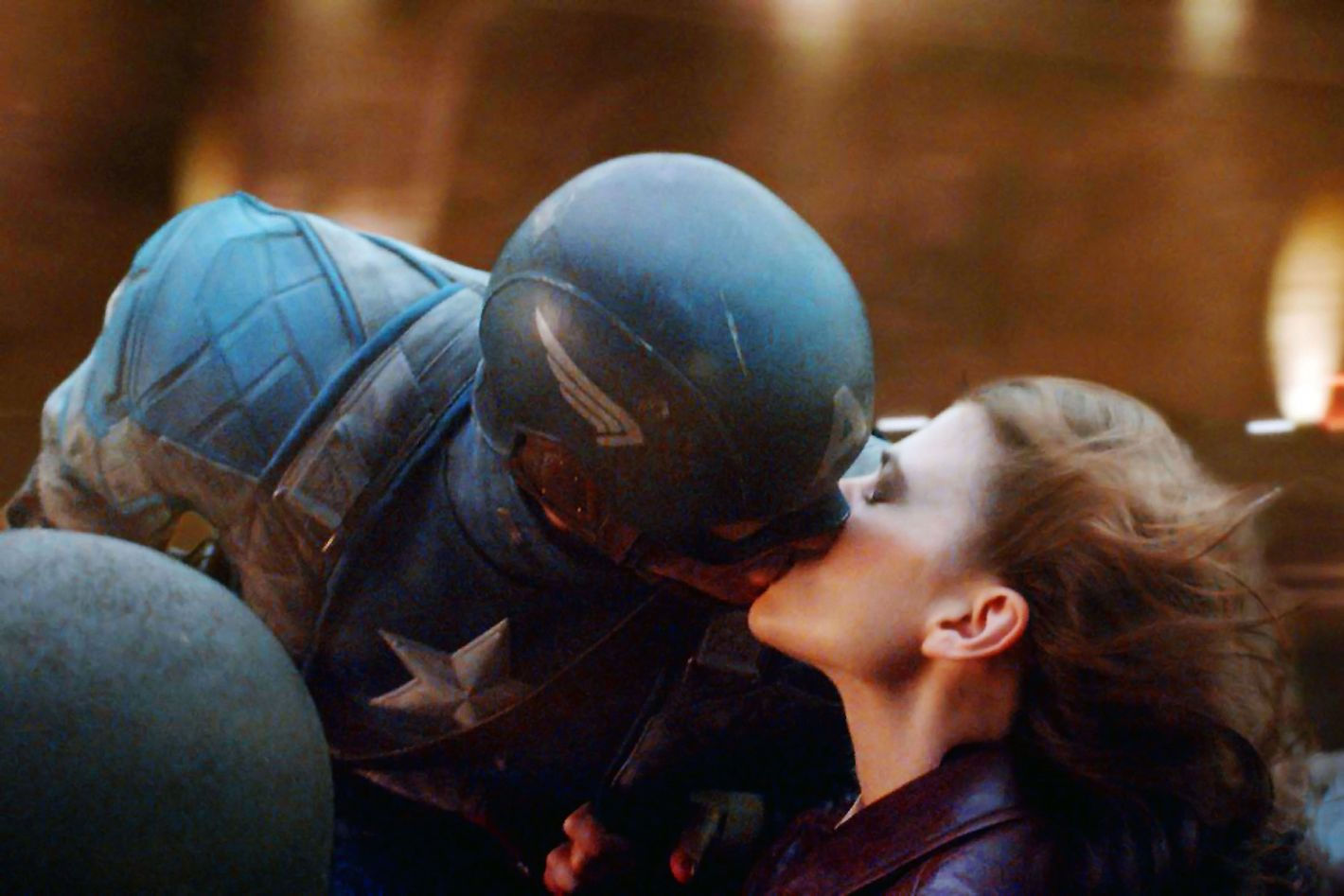 Wallpaper #gBnZOY8BtGB6xQ78Kava2 Captain America and Black Widow Kiss Cartoon
