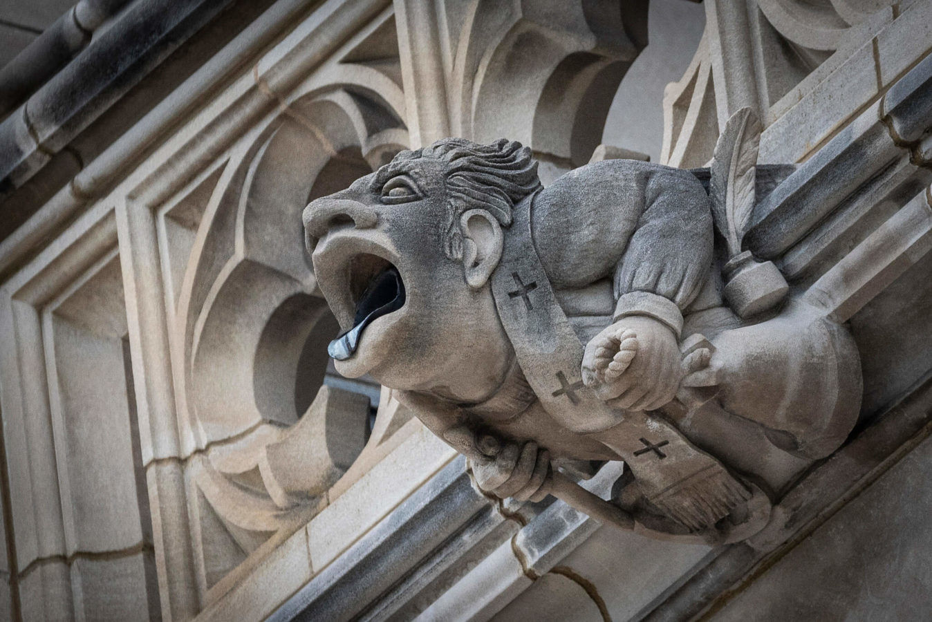 Wallpaper #s2eZ6JIBSpphPi3-Fj1x0 Five Fun Facts About Gargoyles Quirky Creatures of the Middle Ages