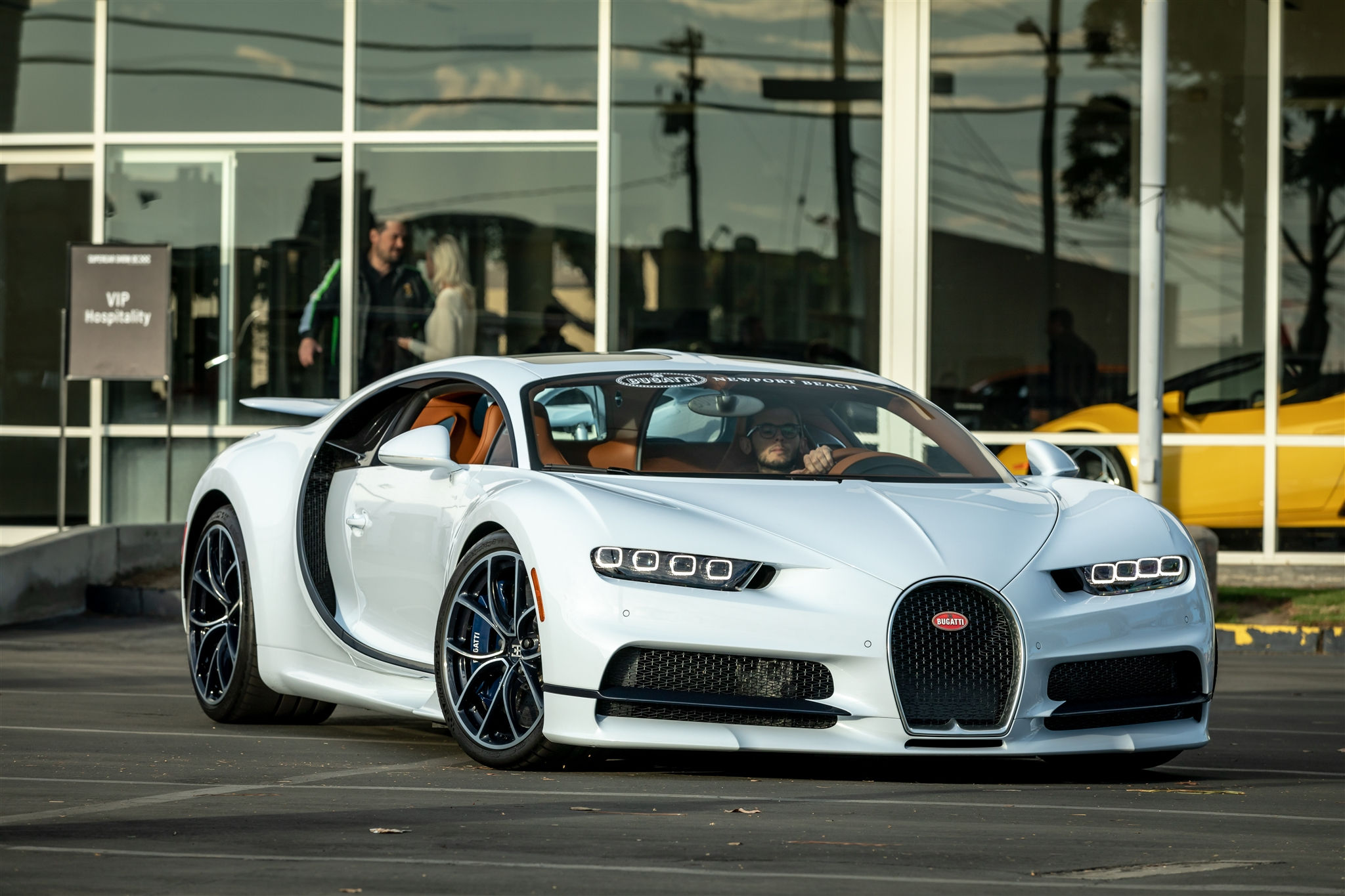 Wallpaper #L2e38ZIBSpphPi3-am2y277 Bugatti Getting Its Own Irvine Showroom for 2 Million Veyron 3