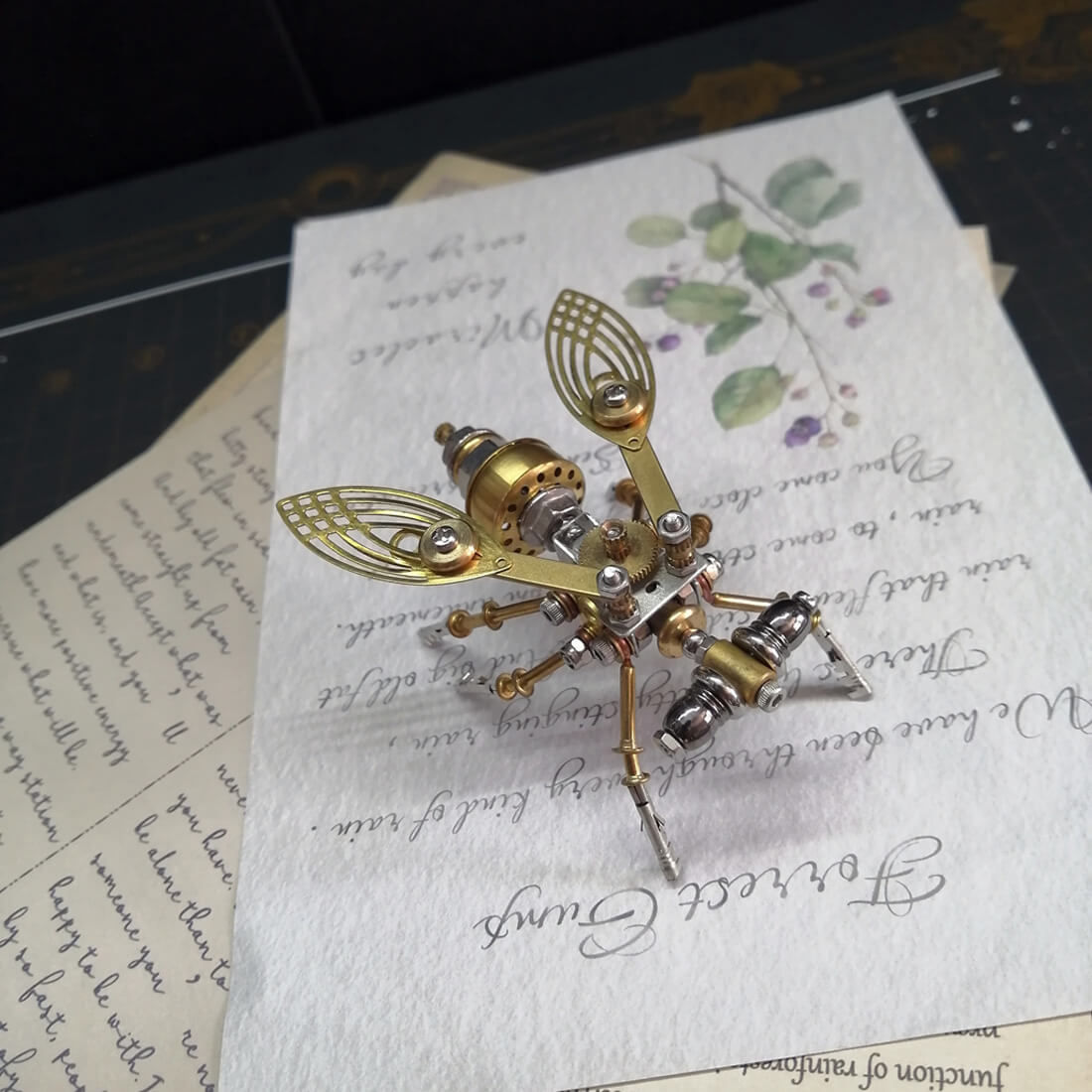 Wallpaper #MVgVNJMBzN9vxX348jvw237 Miniature Steampunk Brass Fruit Fly Spider Ant Dragonfly Butterfly Met