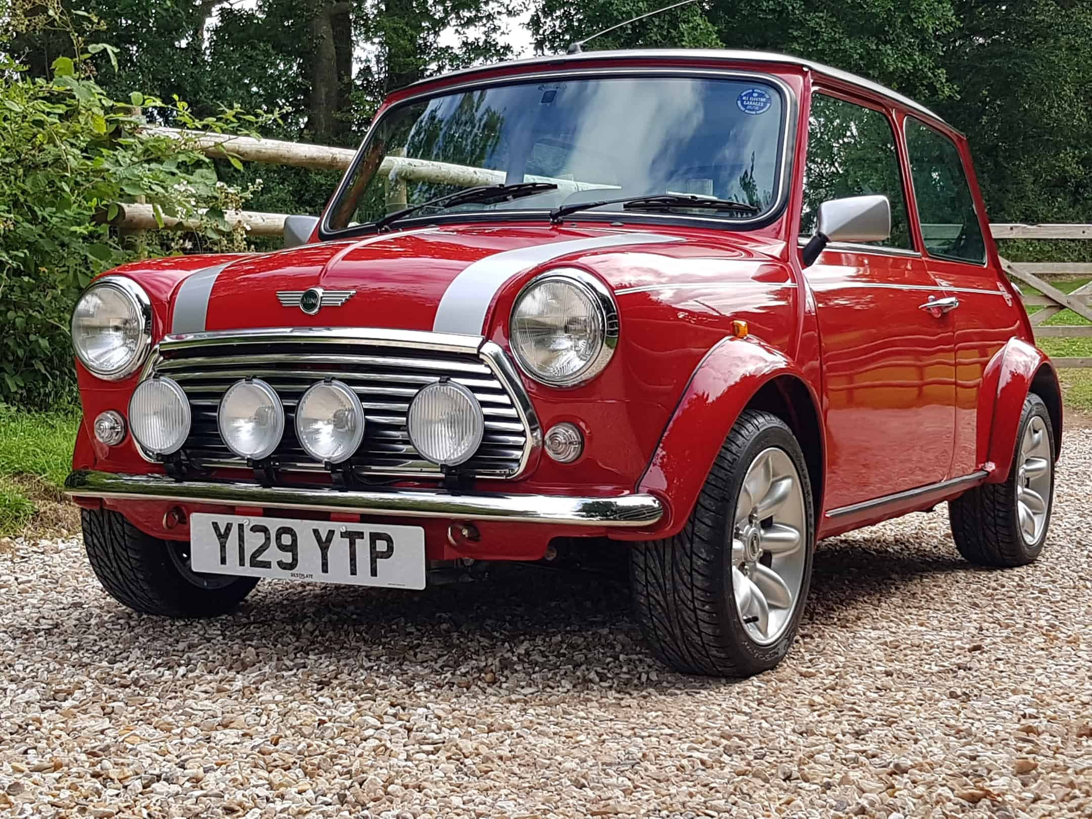Wallpaper #tgAo7I4BSdW8dNouHRNu3 Now Sold Outstanding Mini Cooper Sport 500 on Just 800 Miles