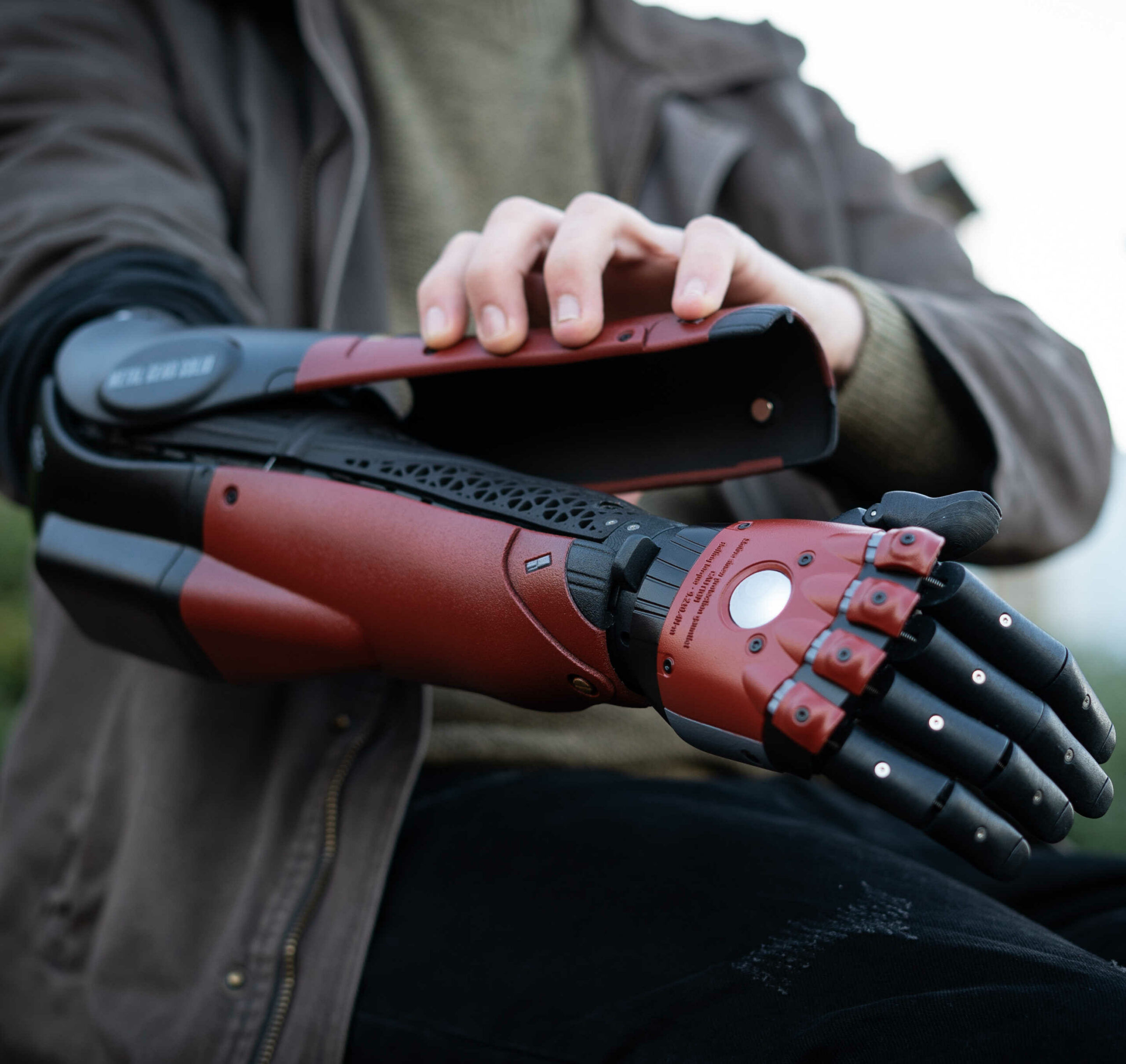 Wallpaper #yCymSZMB0E1QgA7wRfMq141 The Hero Arm is a Prosthetic Arm Made by Open Bionics