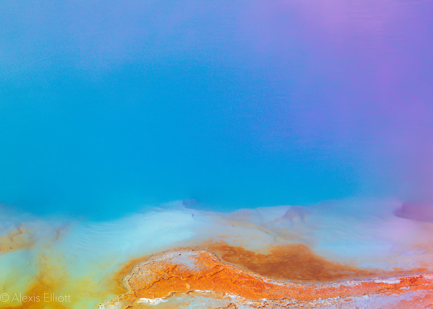 Wallpaper #3Gex85IBSpphPi3-v3Zj317 Unearthed on Behance