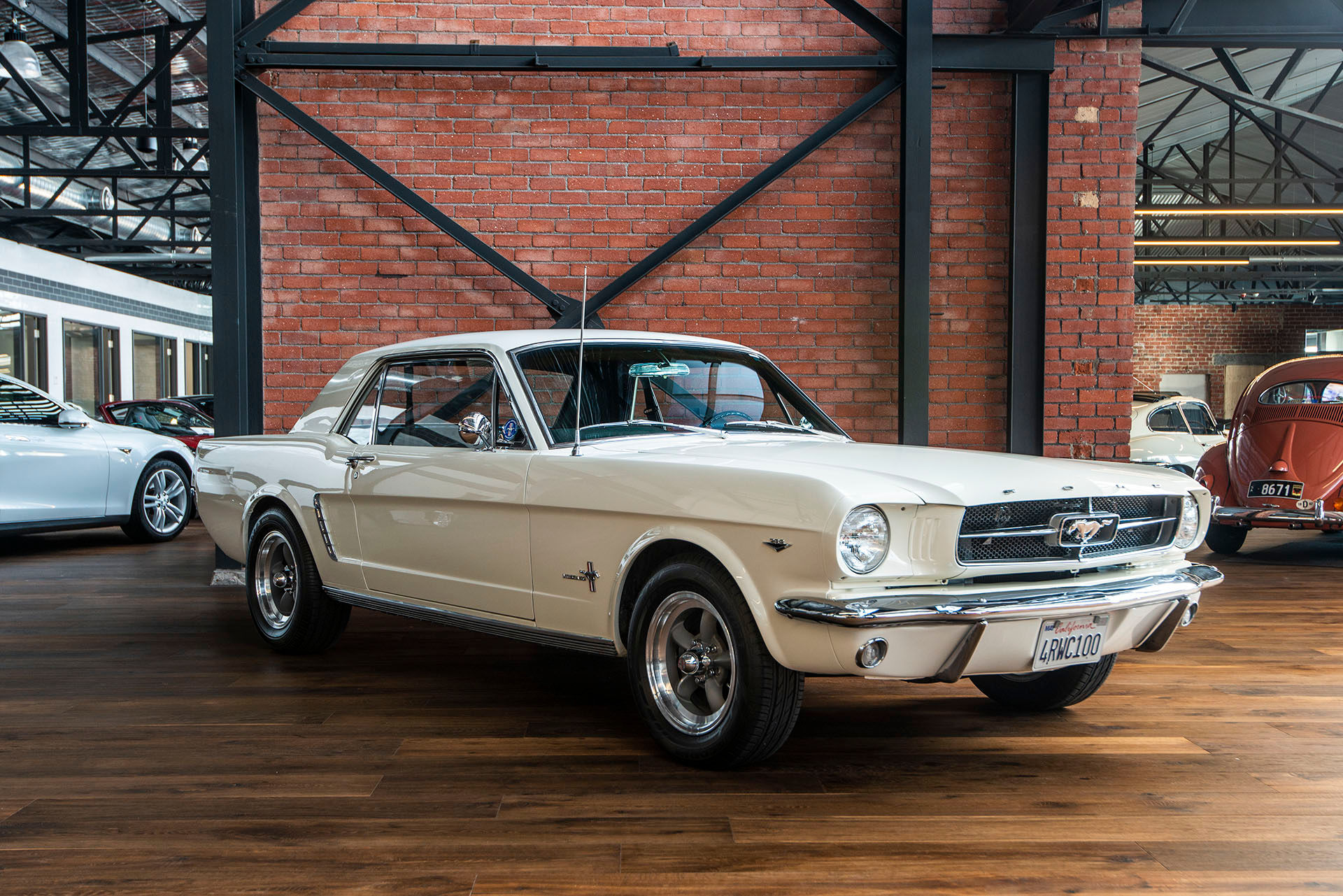 Wallpaper #80VAk44B7YBJg1BV_J6s12 1965 Ford Mustang Hardtop Richmonds Classic and Prestige Cars