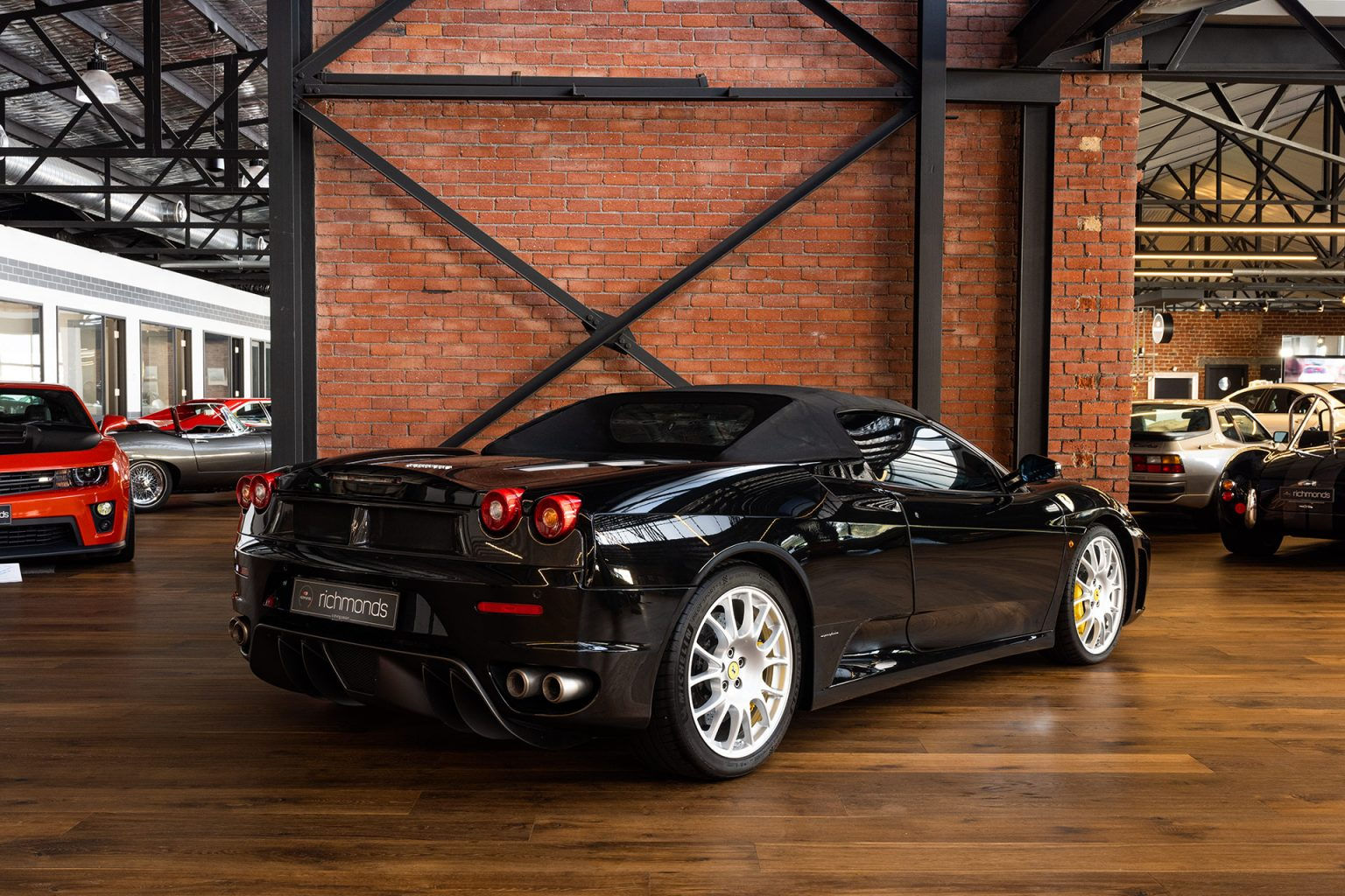 Wallpaper #PUVNlo4B7YBJg1BVH6Dw30 Ferrari F430 Spider F1 Black 27 Richmonds Classic and Prestige