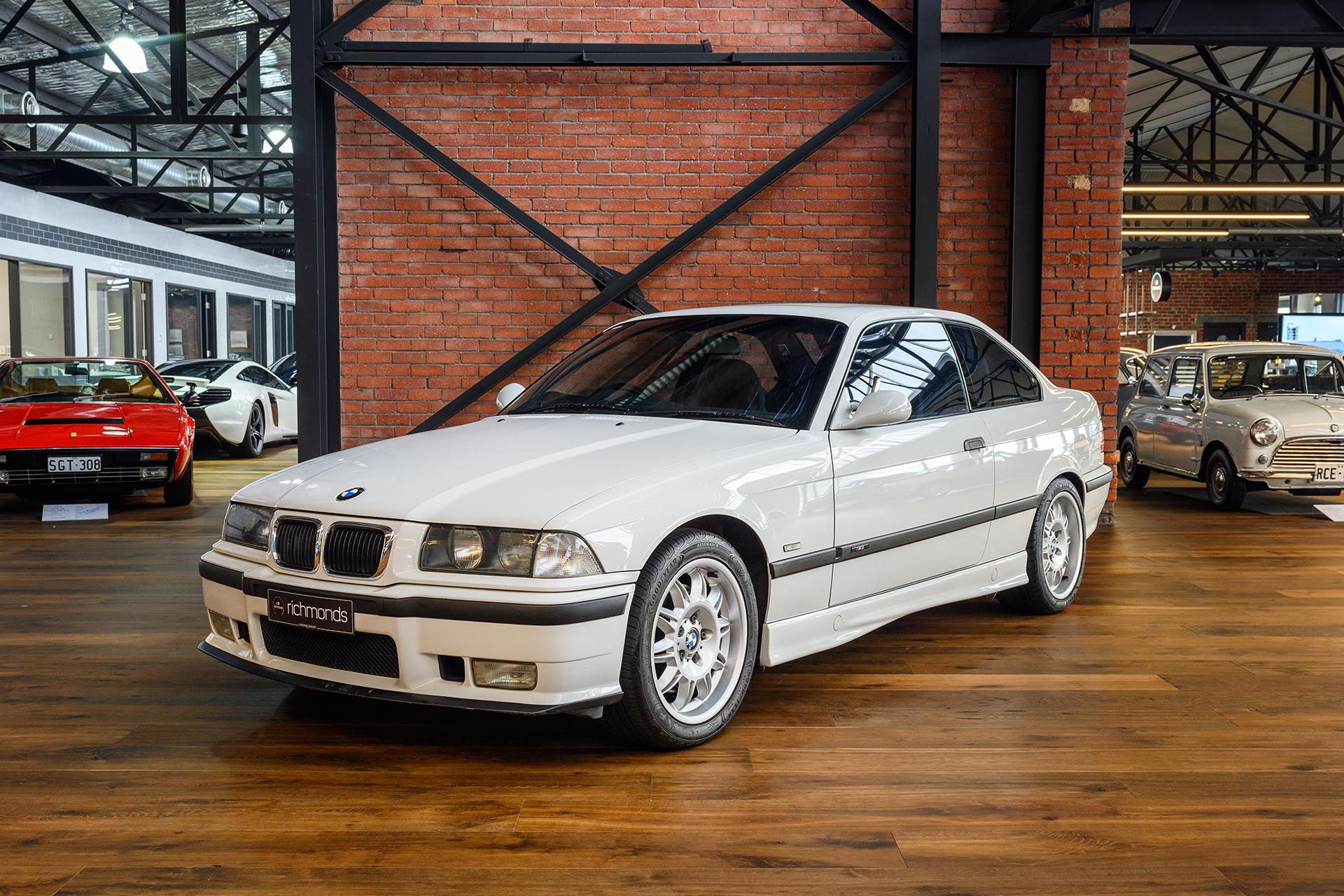 Wallpaper #LwBA644BSdW8dNoutRHi14 BMW E36 M3 White 4 Richmonds Classic and Prestige Cars Storage