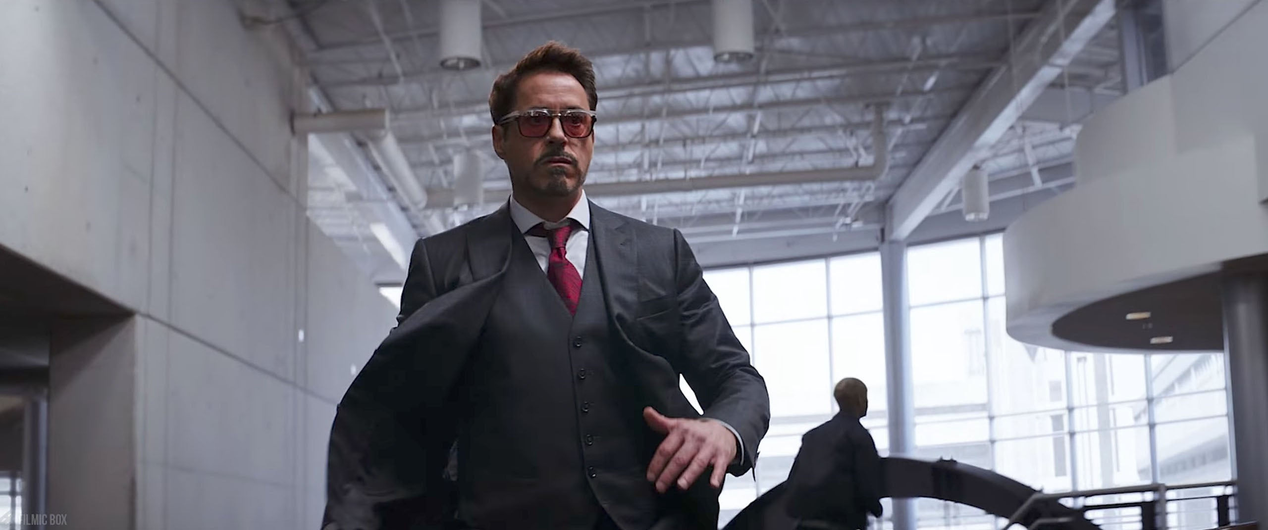 Wallpaper #W2cz9JIBSpphPi3-f3mh185 Tony Stark as Iron Man Style Lessons for Business Moguls Club Uomo