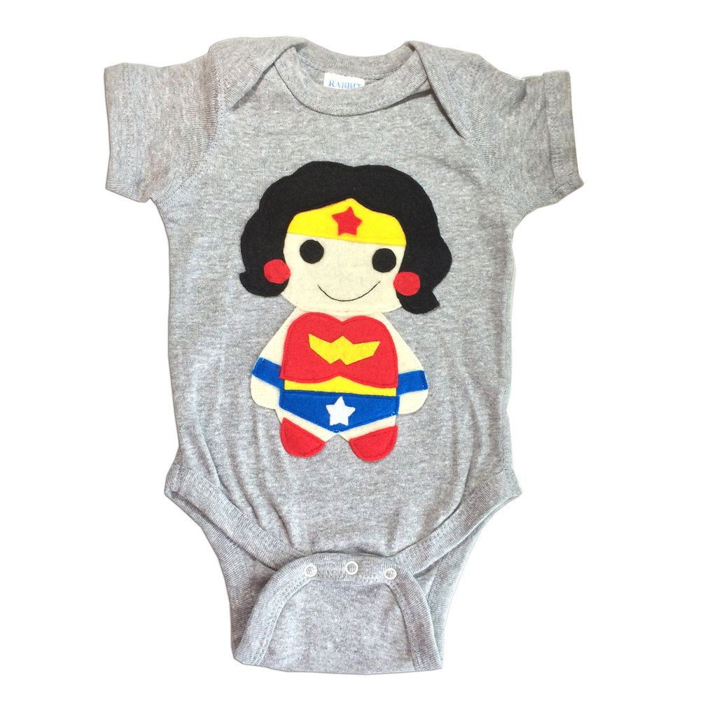 Wallpaper #OGdH-JIBSpphPi3-nIkz22 Super Hero Onesie Wonder Girl Mi Cielo