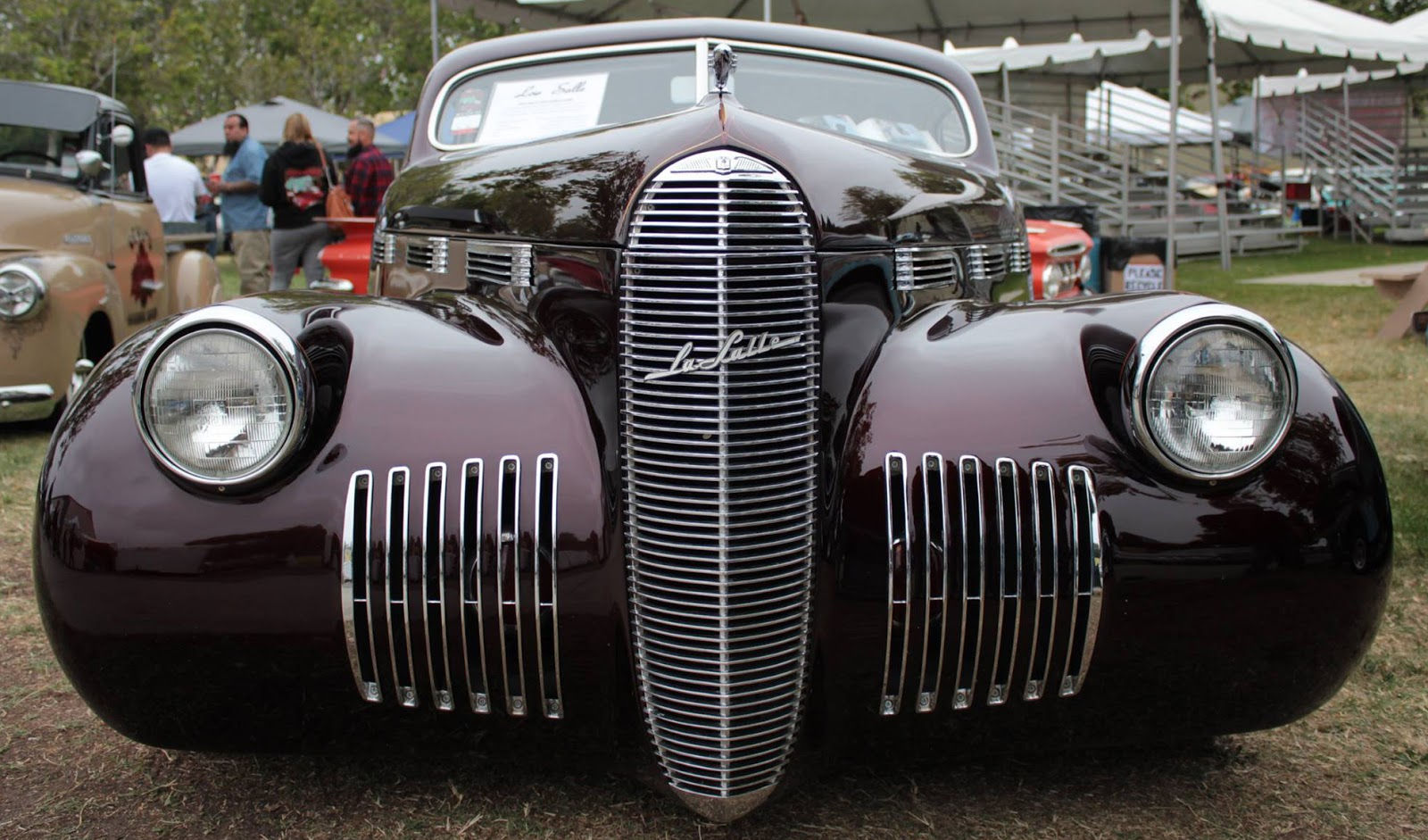 Wallpaper #69ec4 Morgan Sports Car Front Grill with Badges Stock Photo Royalty Free