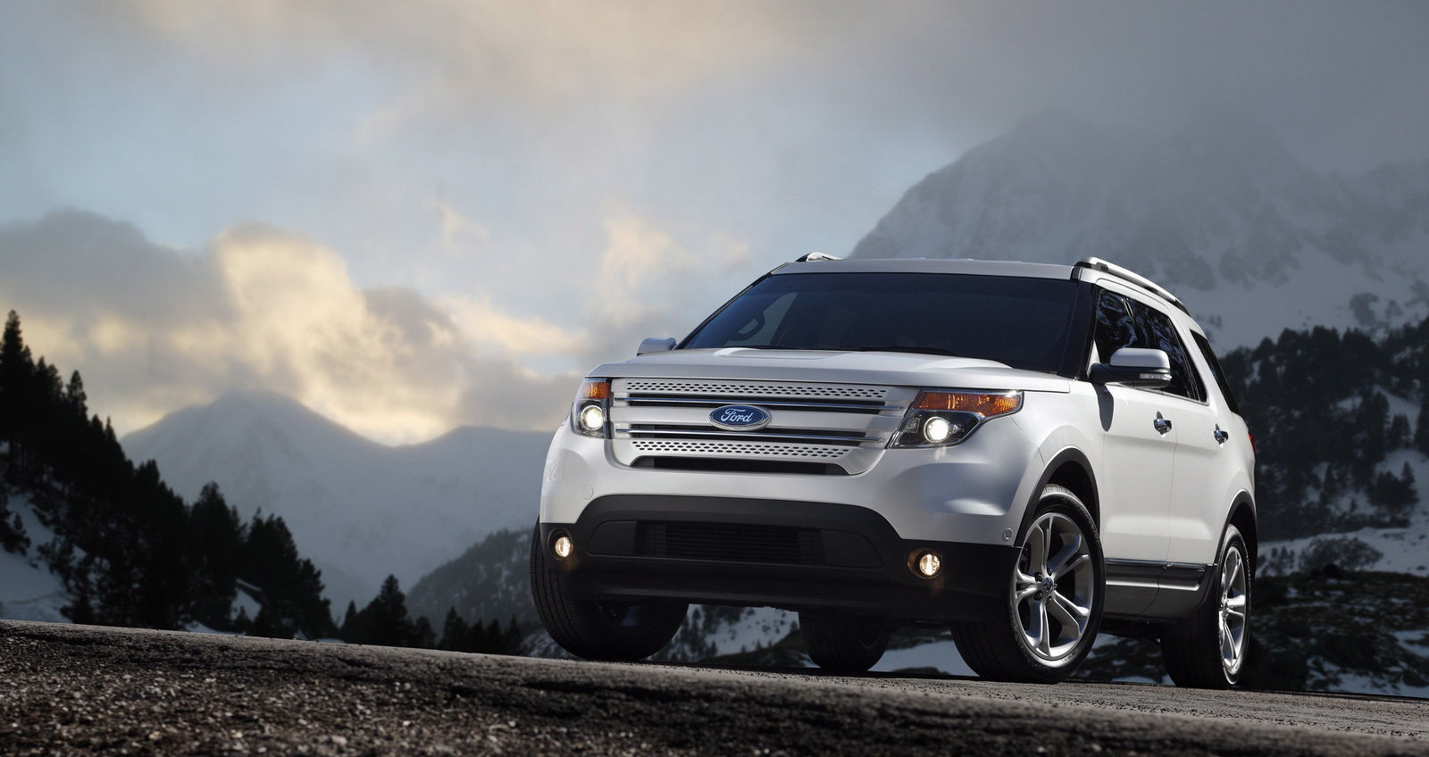 Wallpaper #wBncNI8BtGB6xQ78BJ7052 New Ford Explorer New Standard for SUV Fuel Efficiency Auto Car