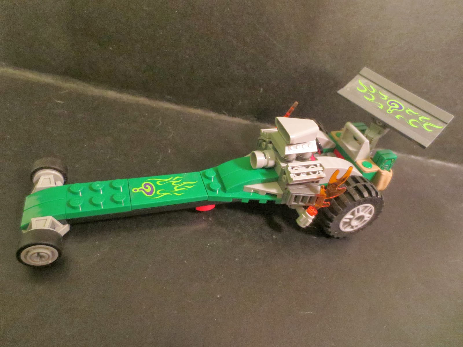 Wallpaper #B6WGN5MBVBiSkHCa7own298 Lego Review Batman the Riddler Chase from DC Comcis Superheroes by Lego