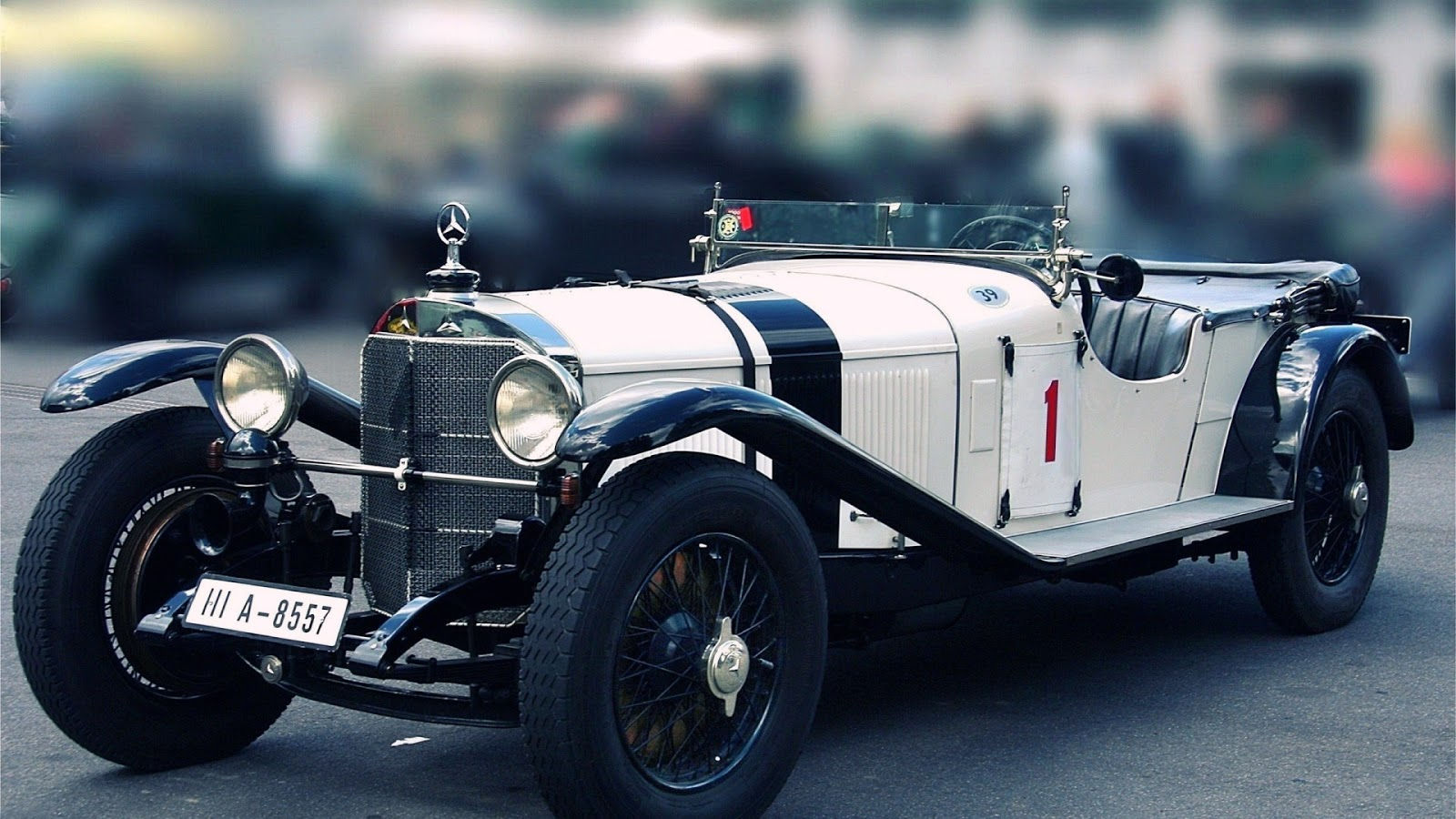 Wallpaper #qWgdGJMBSpphPi3-CRF797 Vintage Cars Theme for Windows 7 8 and 10 Win2themes