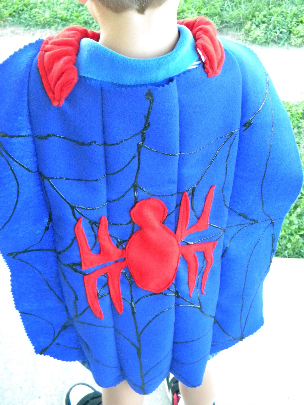 Wallpaper #cGfP8pIBSpphPi3-1HKV177 Absewlutely Chrissy Couture Supermani Mean Spiderman Cape