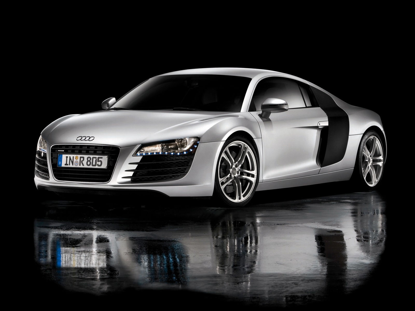 Wallpaper #UWhJGZMBSpphPi3-DxZ1183 Fast Cars Audi Car Pictures