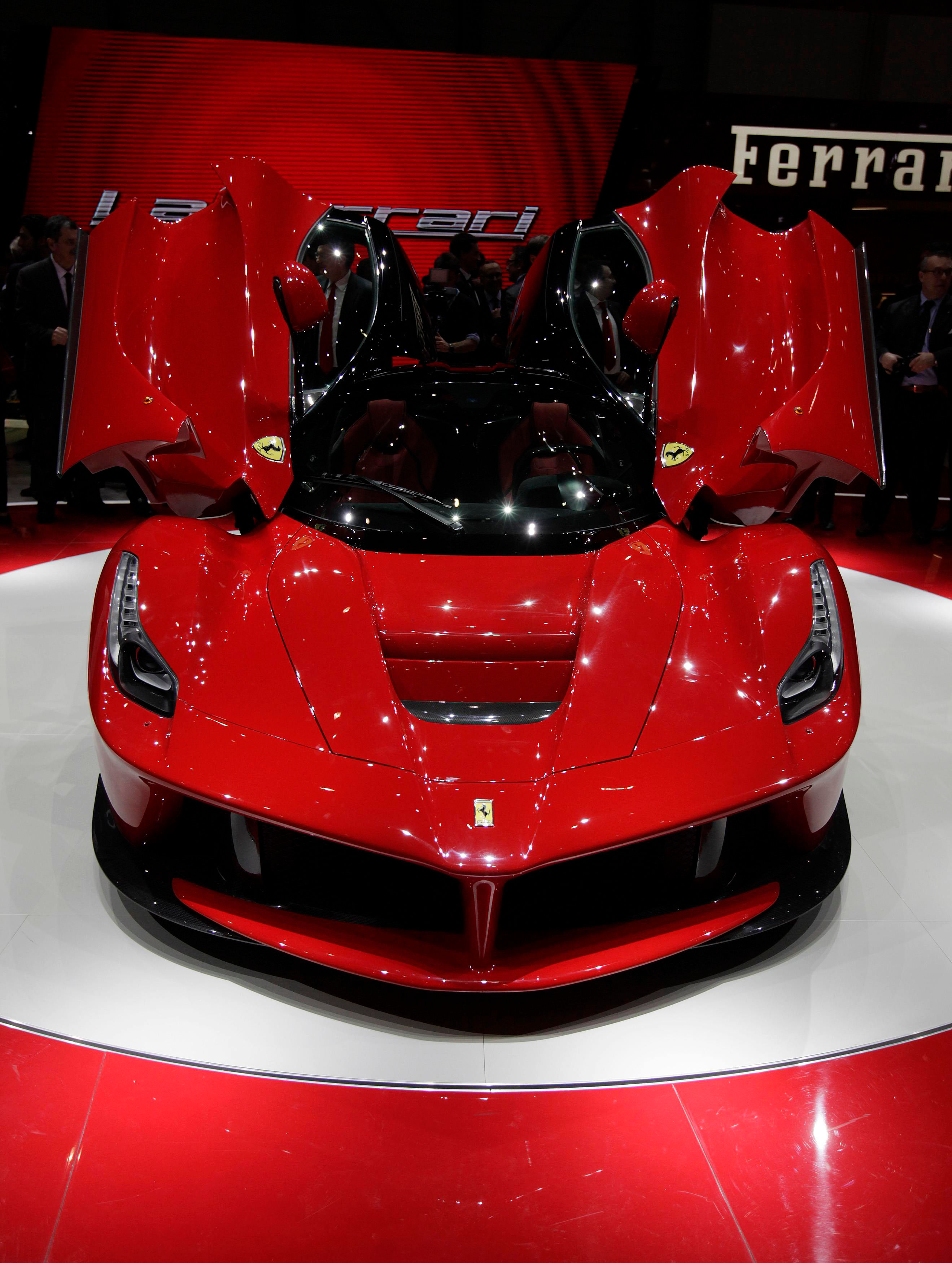 Wallpaper #IamqKZMBMYaX5LKBcdT341 Hyper Hybrid Laferrari Could Redefine Green Cars Dawncom