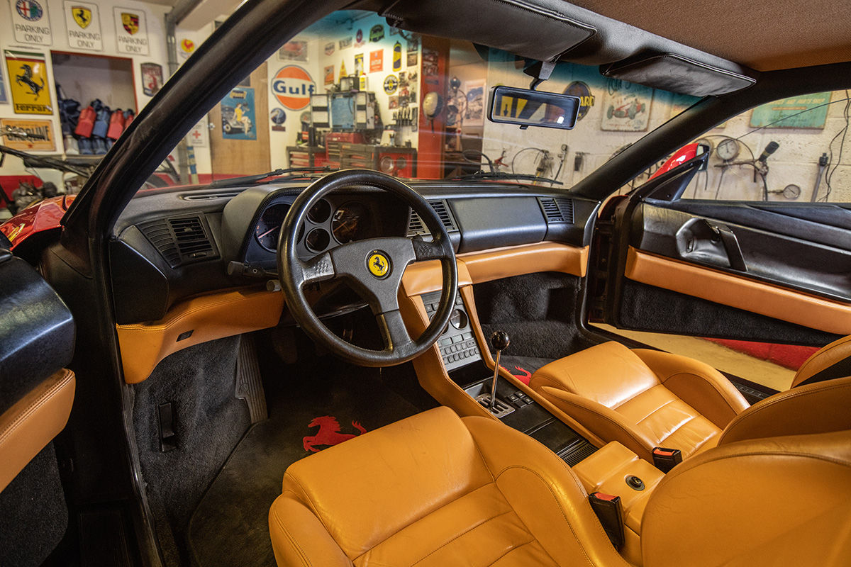 Wallpaper #x0AZMJMBJhL2WPba9L9t254 Garage Ferrari 348 Tb Moniteur Automobile