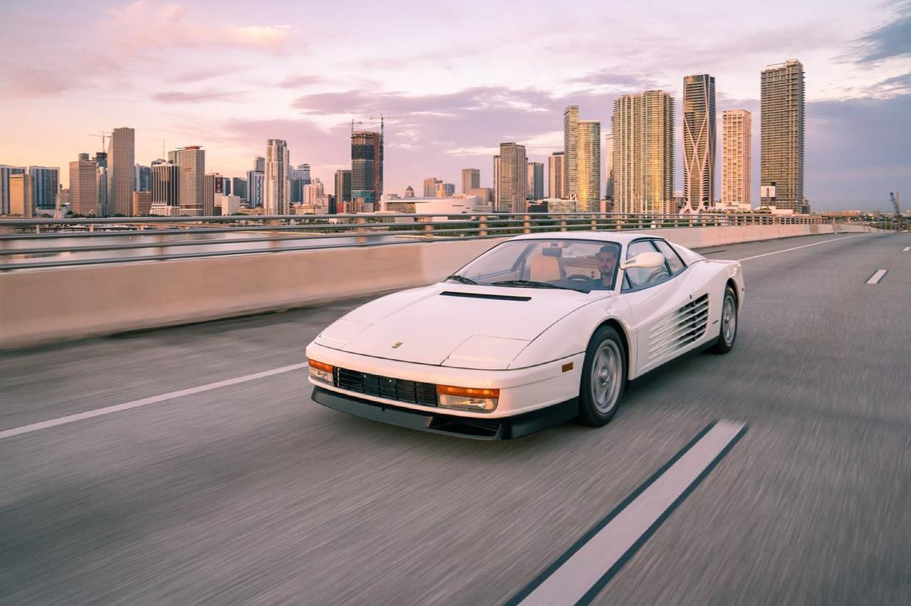 Wallpaper #SmjnHpMBSpphPi3-mCpj273 El Ultimo Ferrari Testarossa Original De Miami Vice Disponible Por