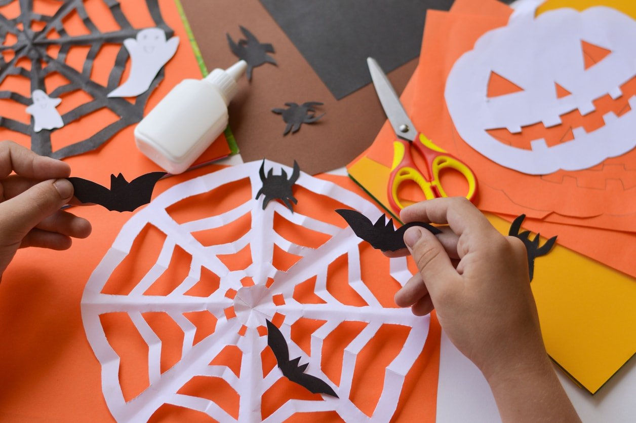 Wallpaper #lQMqZpMBpyOg8YnE0dqs265 40 Halloween Crafts for Kids Baby Central