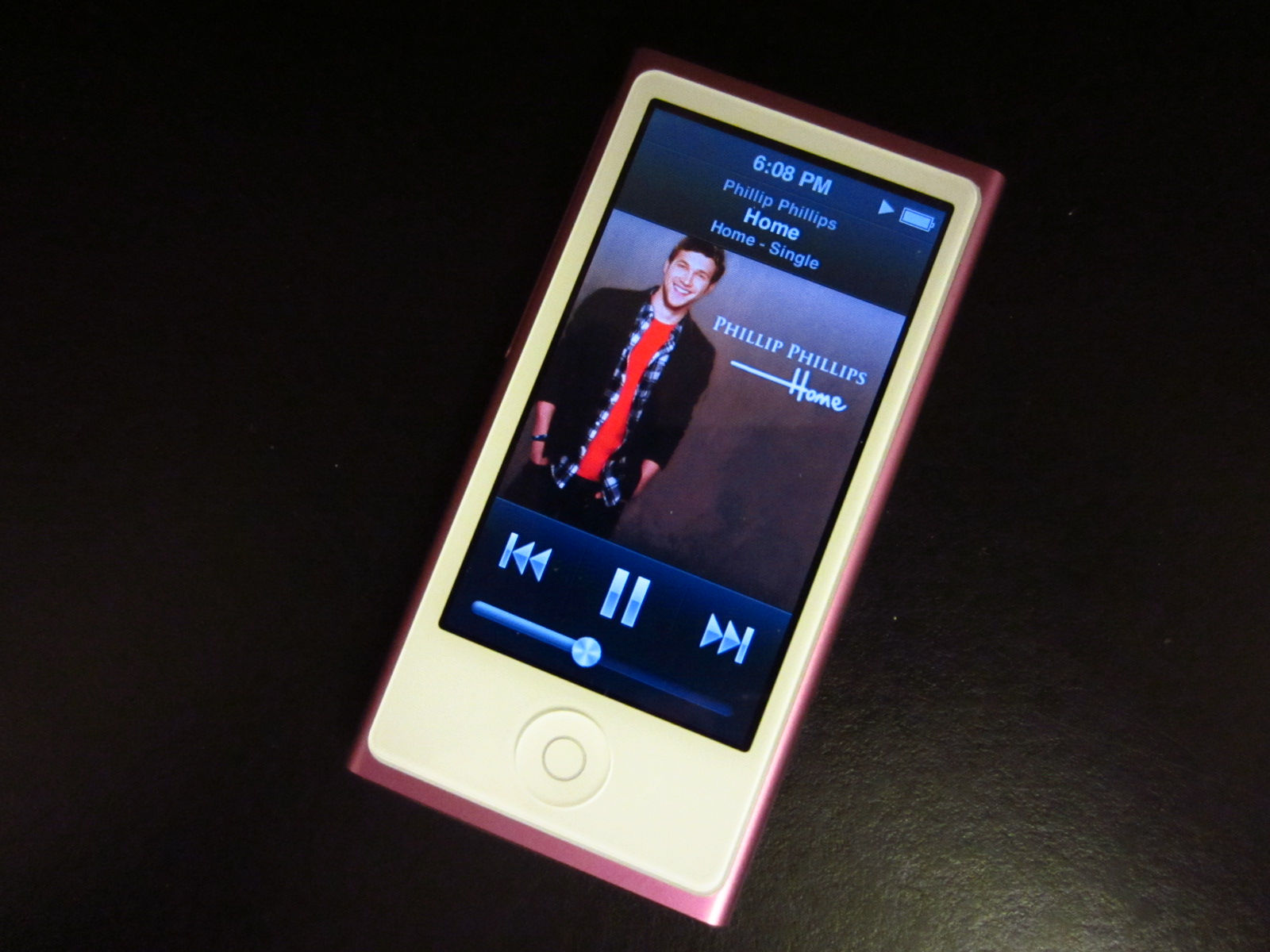 Wallpaper #m1MLNZMBYjRkjcHs_-ju71 iPod Nano with Headphones