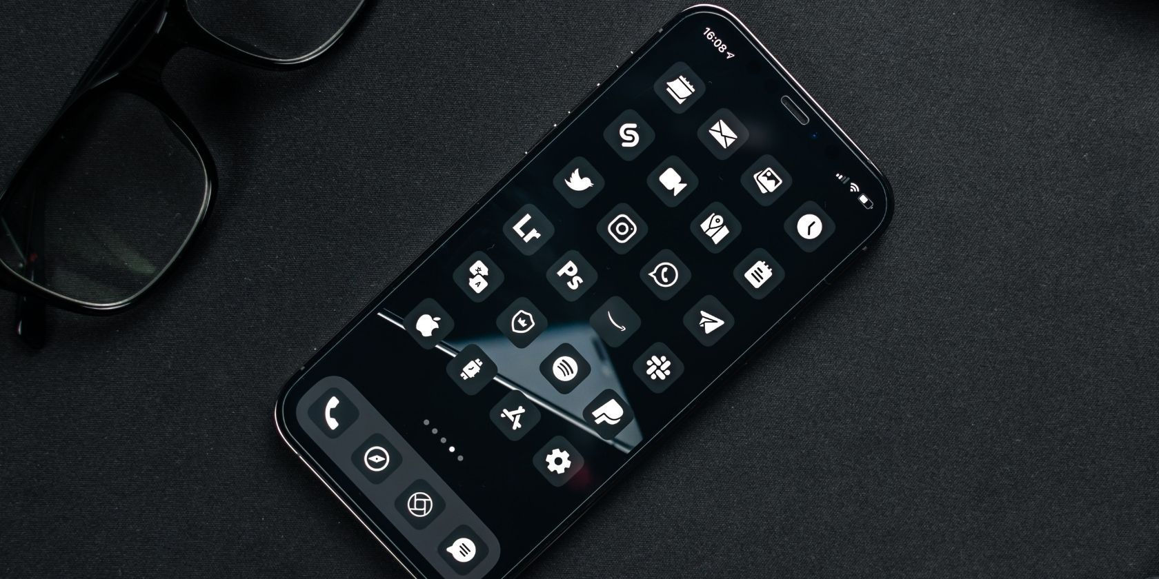 Wallpaper #L7hy2JIBJvJKYCmElugw245 12 Amazing Apps to Customize Your iPhone Home Screen Design