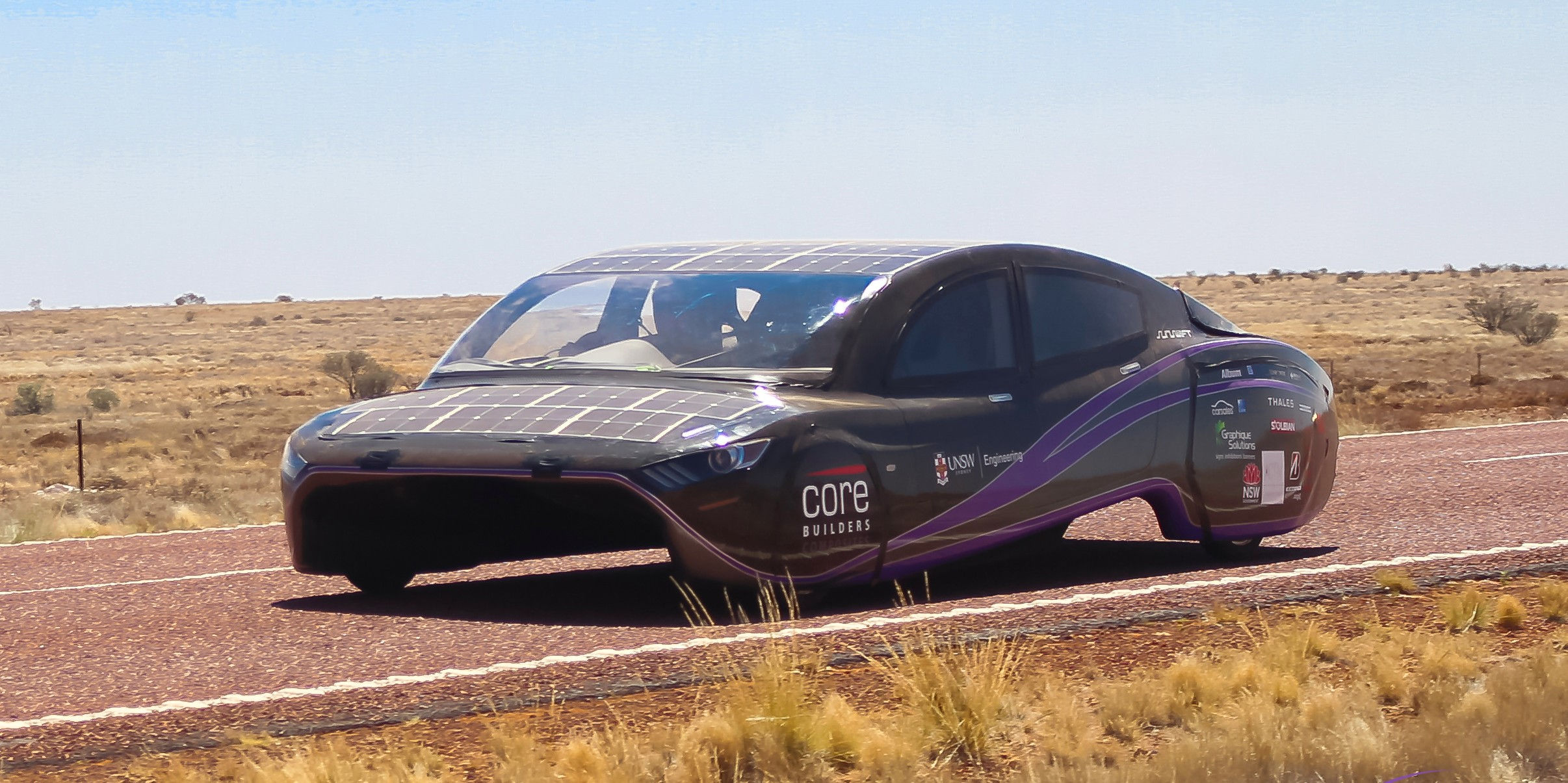 Wallpaper #hWcV-JIBSpphPi3-5Ii9129 Solar Powered Car Breaks Efficiency Record Travels 4100 Km for 50