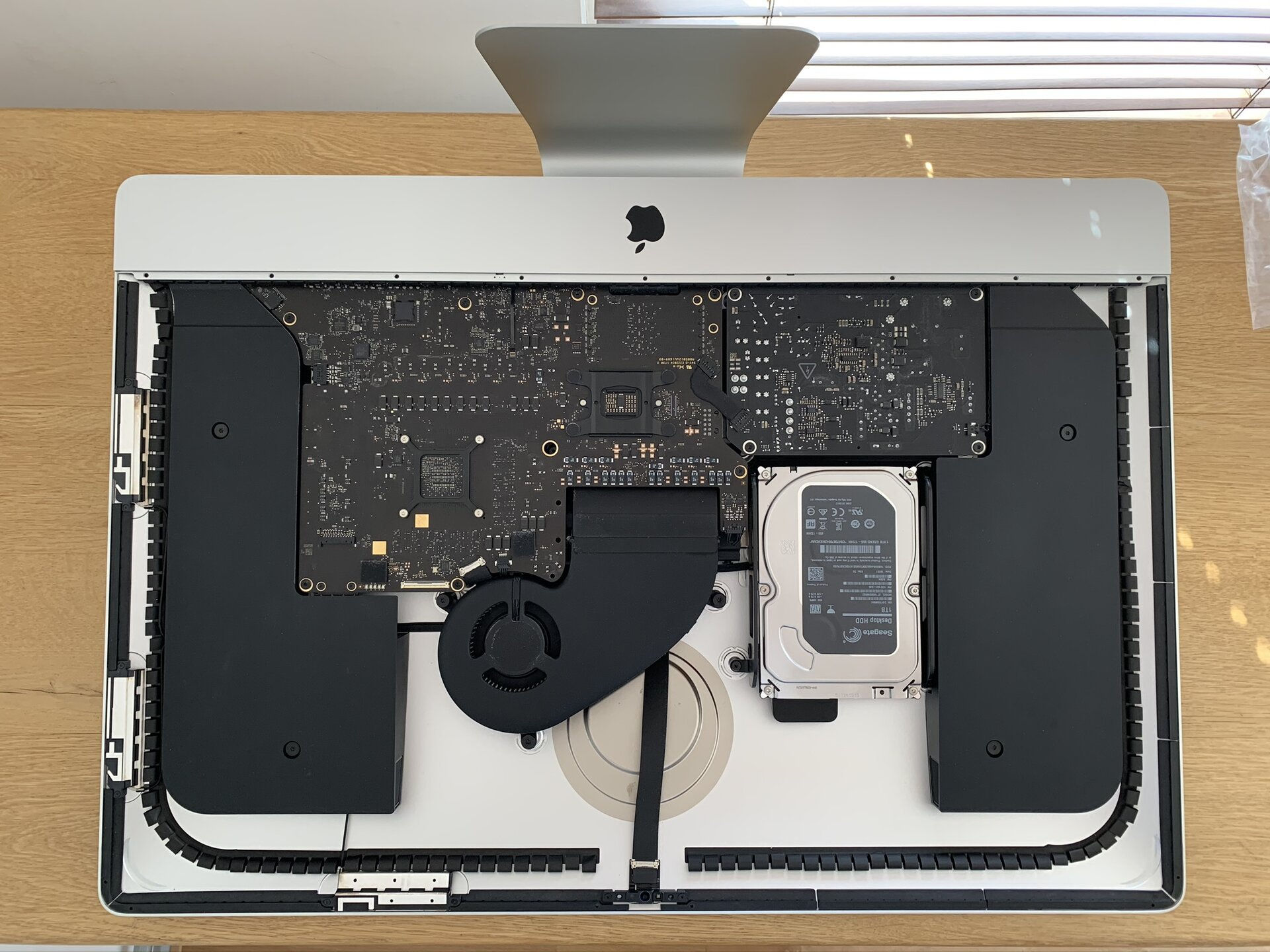Wallpaper #TEKlPJMBOBpx0NhmwMGp10 Upgrading a 27 Inch iMac 5K to 14 Terabytes Replacing the Fusion