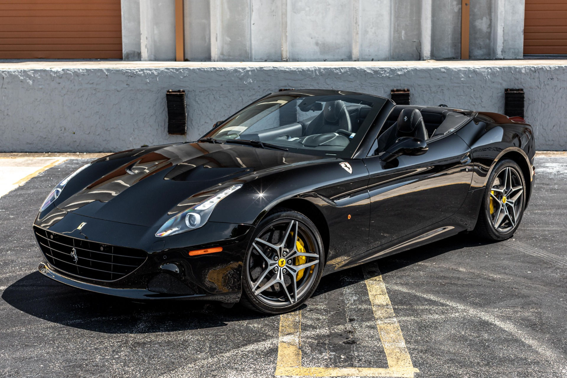 Wallpaper #W7j325IBJvJKYCmEfflv71 Used 2017 Ferrari California T Extremely Clean All the Right Options