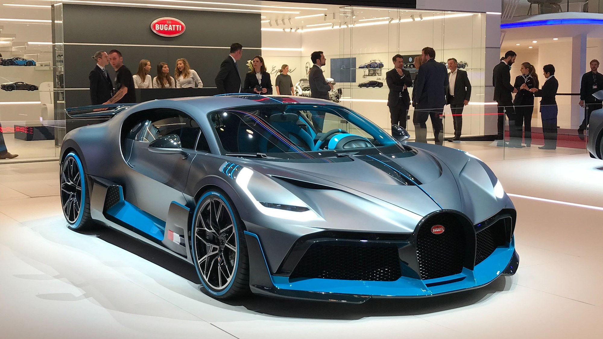 Wallpaper #14FC3 Bugatti Divo Un Chiron Tuneado De 5 Millones De Euros