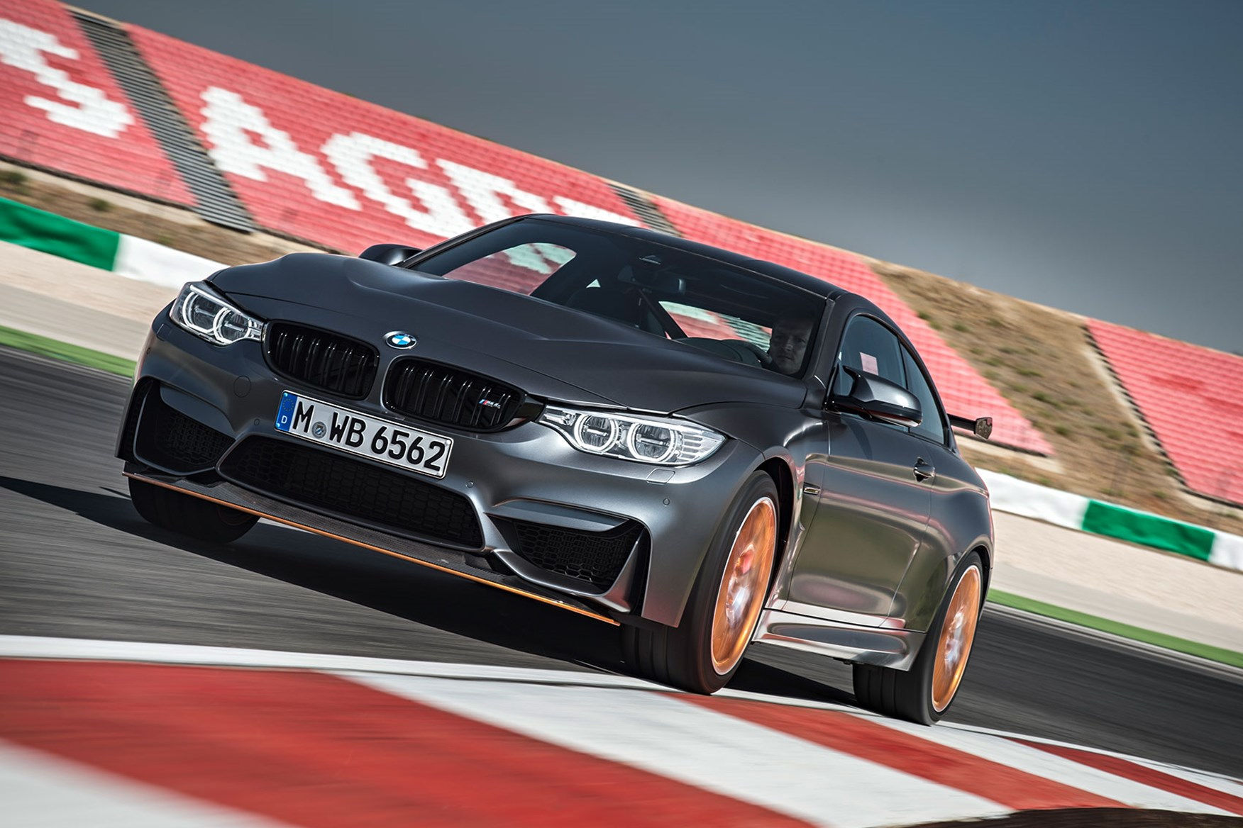 Wallpaper #32a7f Top 5 Fastest Bmws of All Time