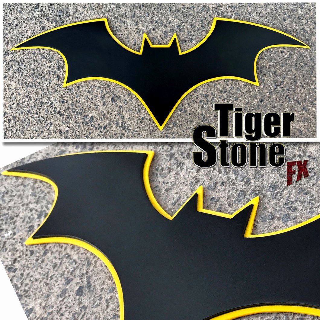 Wallpaper #s3dqJ5MB-pgBXx60paW755 Batman Chest Emblem