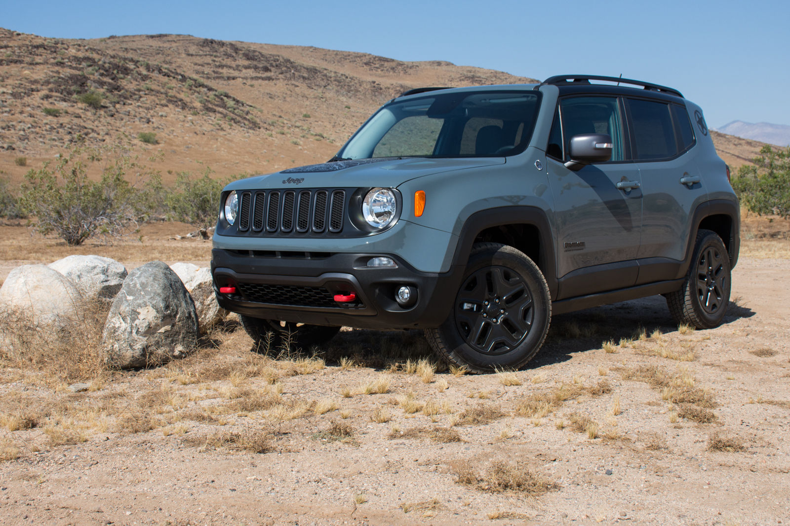 Wallpaper #wB3uLJMBlOZrFDOkqcxH83 Drivin La with Andrew Chen 2017 Jeep Renegade Deserthawk