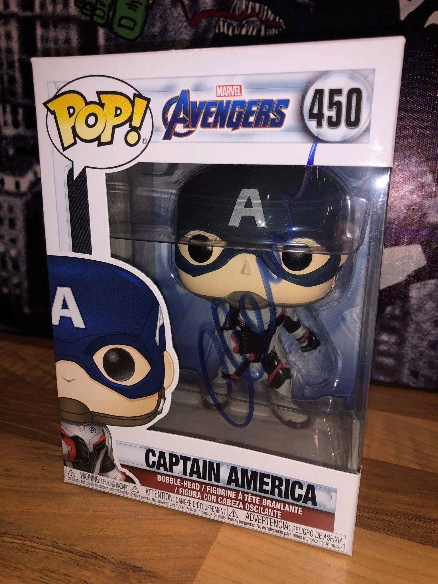 Wallpaper #vWfWEJMBSpphPi3-LPSt231 Captain America Avengers Autographed Funko Pop Vinyl Figure