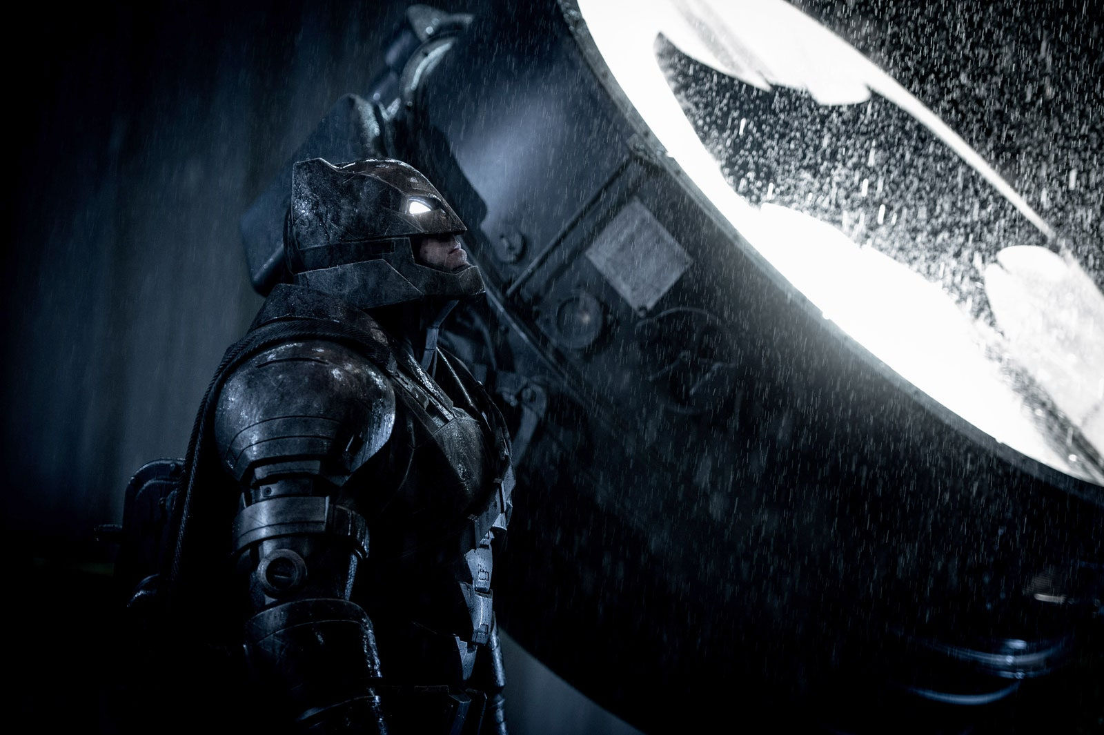 Wallpaper #ahmYHY8BtGB6xQ78yHcs24 Batman the Bat Signal Will Light Up the Sky in Paris Vogue France