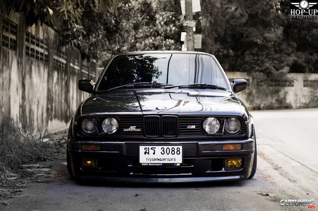 Wallpaper #Q2h1GZMBSpphPi3-eRfQ46 Stance BMW 325i Touring E30 Front