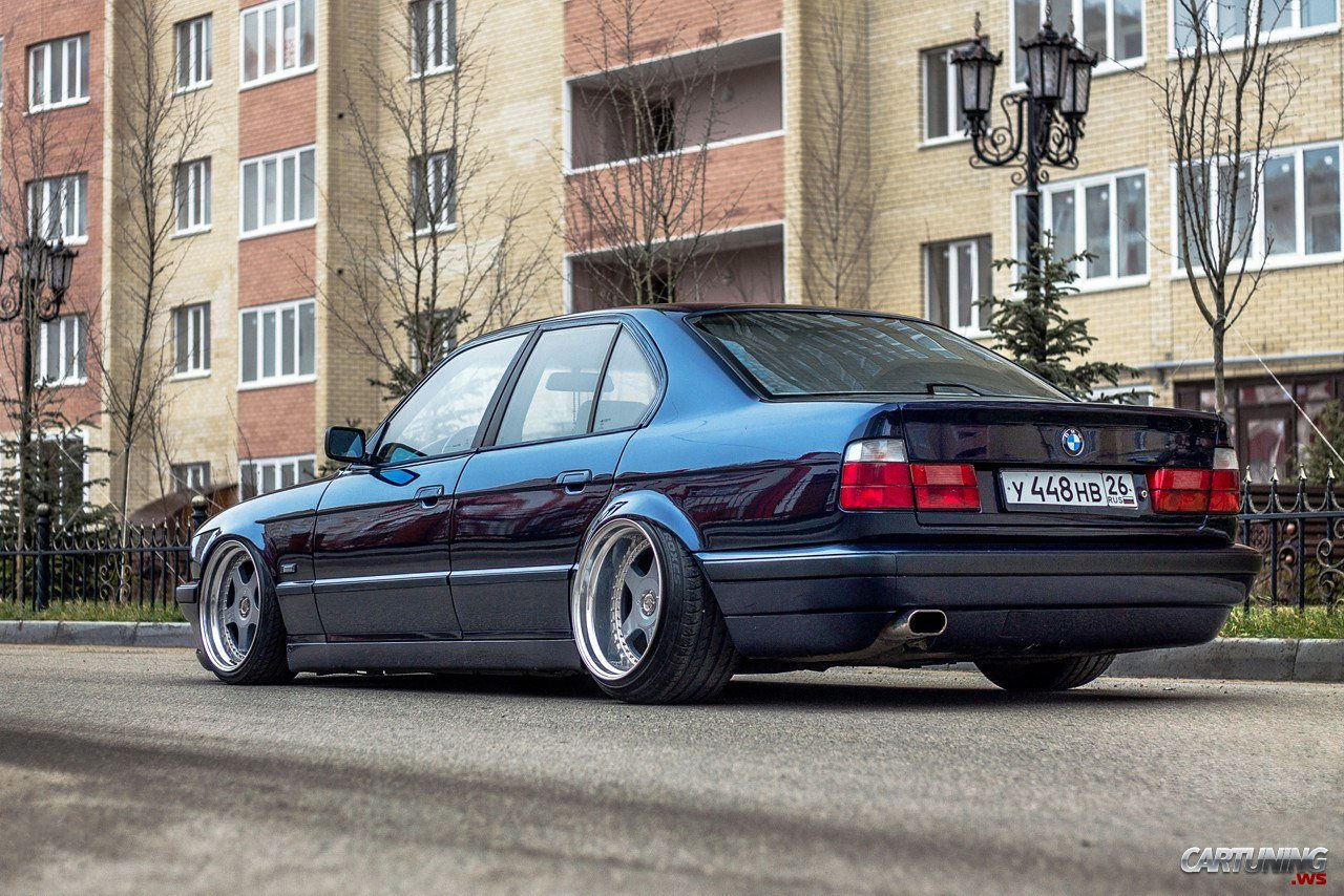 Wallpaper #CRnwEY8BtGB6xQ78MGPy26 Stanced BMW 525i E34
