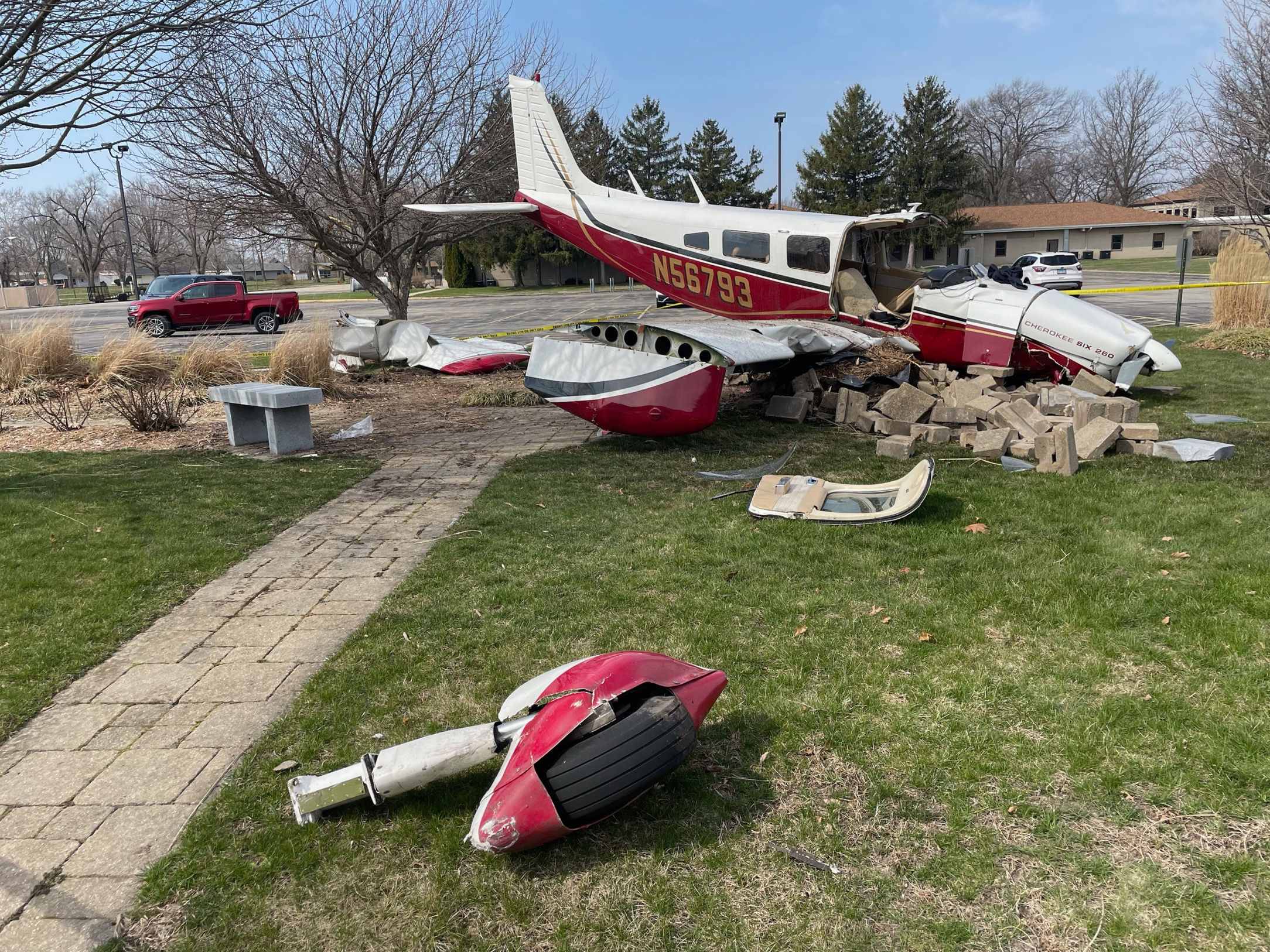 Wallpaper #L2i9GJMBSpphPi3-_RQQ121 More Information Released After Small Plane Crashes in Lincoln