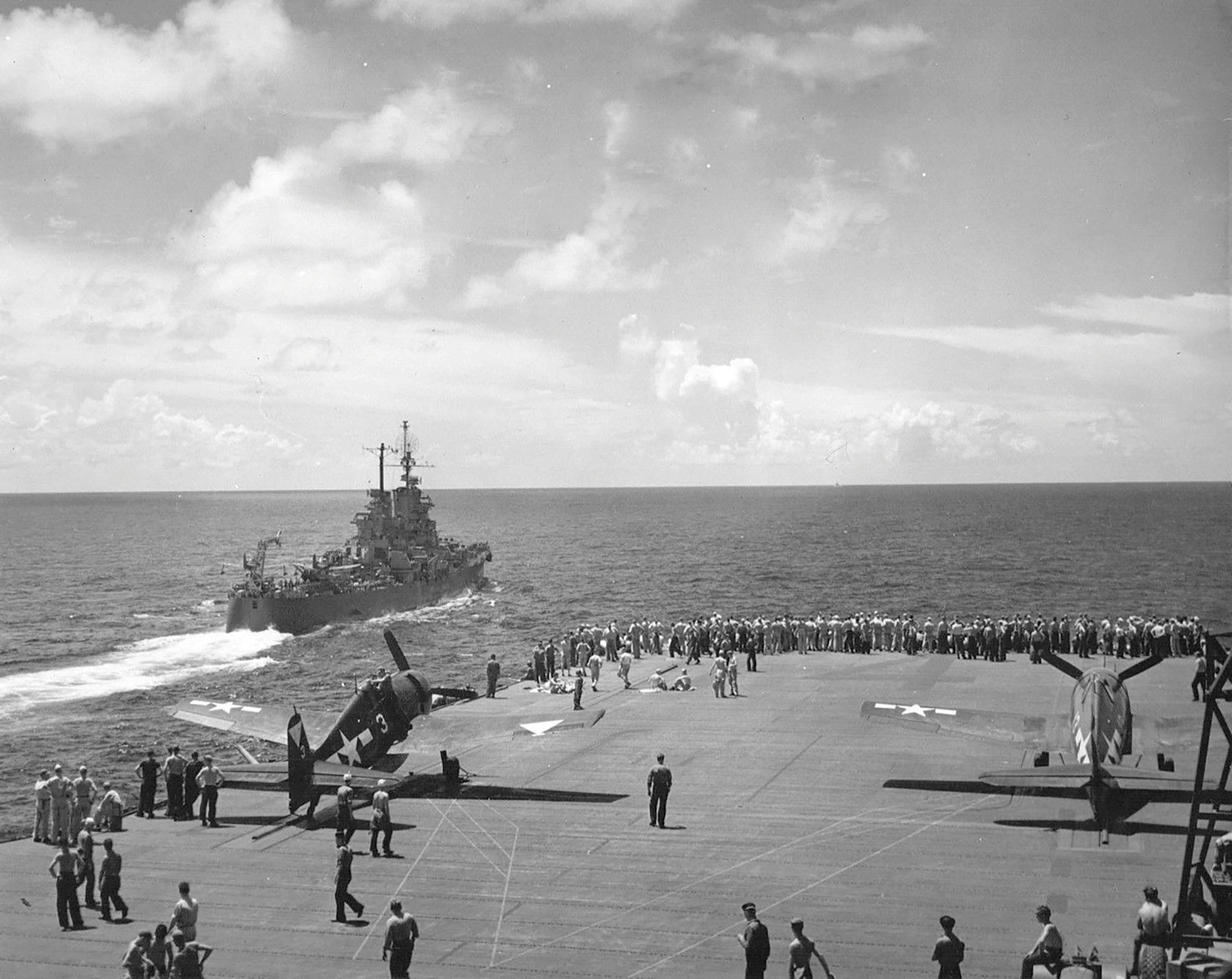 Wallpaper #3h21K5MBlOZrFDOkrMcw233 Asisbiz Grumman F6f 5 Hellcat Vbf 87 White 3 Aboard Cv 14 Uss