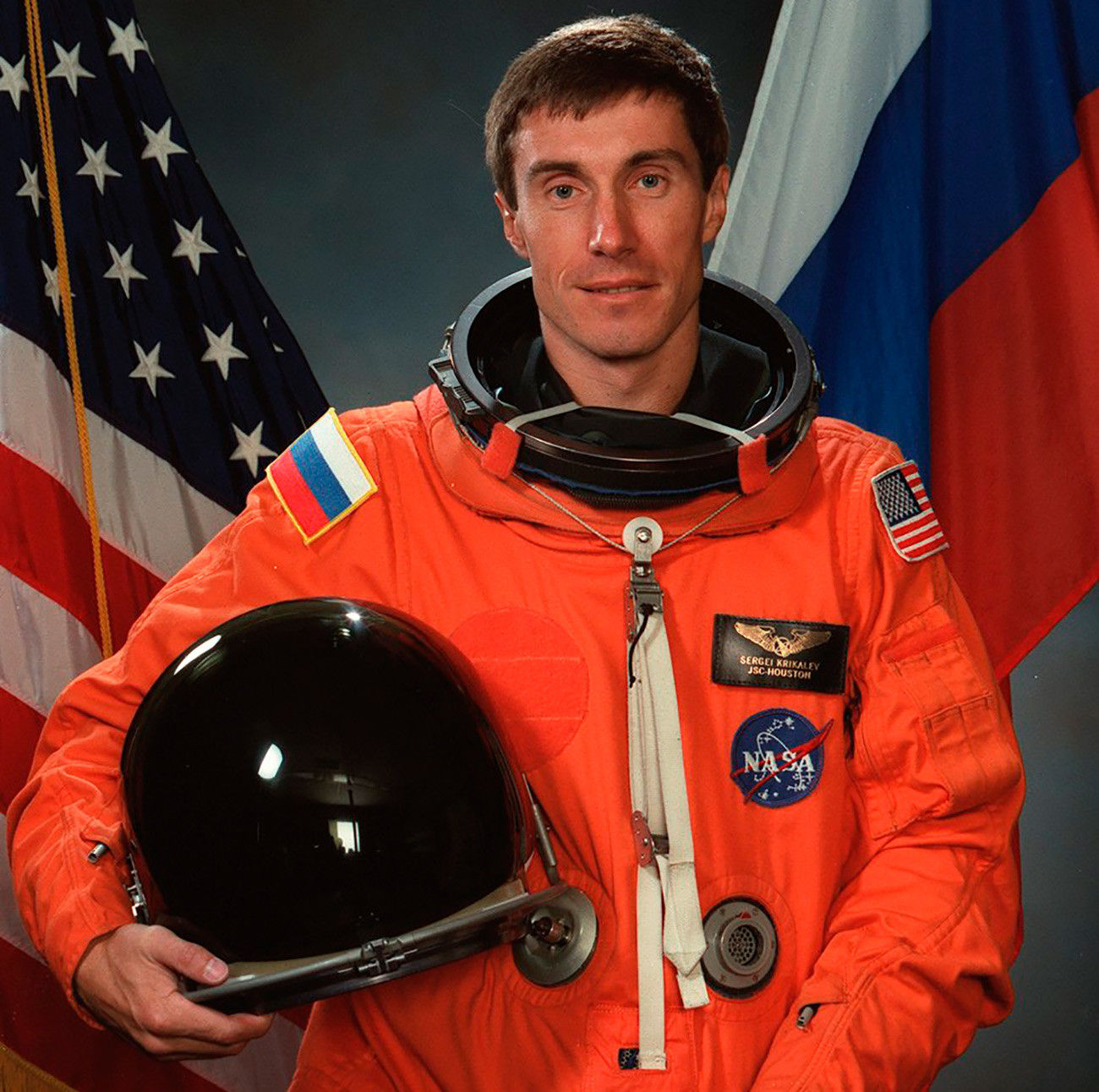 Wallpaper #Bh24K5MBlOZrFDOkqcgC195 The Last Soviet Citizen the Cosmonaut Who Was Left Behind in Space