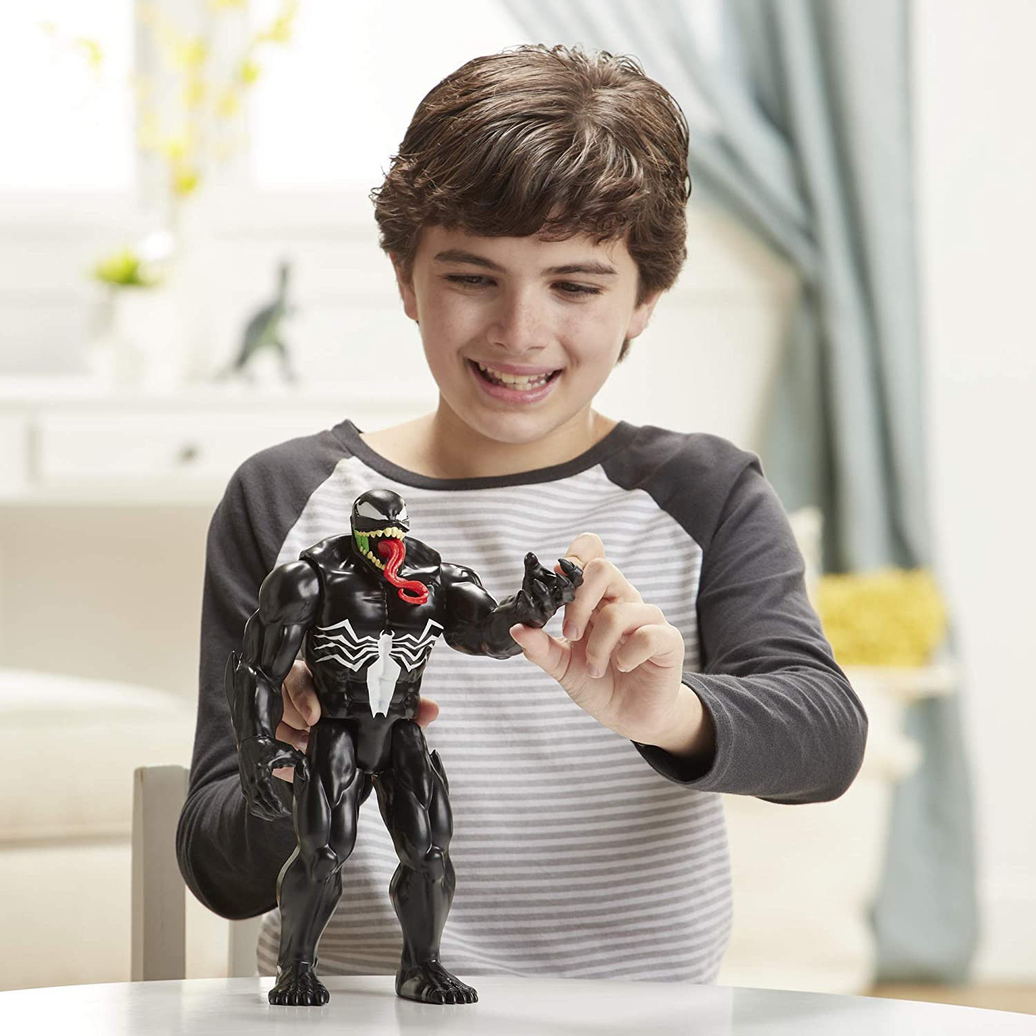 Wallpaper #WRllFI8BtGB6xQ78e2g-29 Spider Man Venom Action Figure