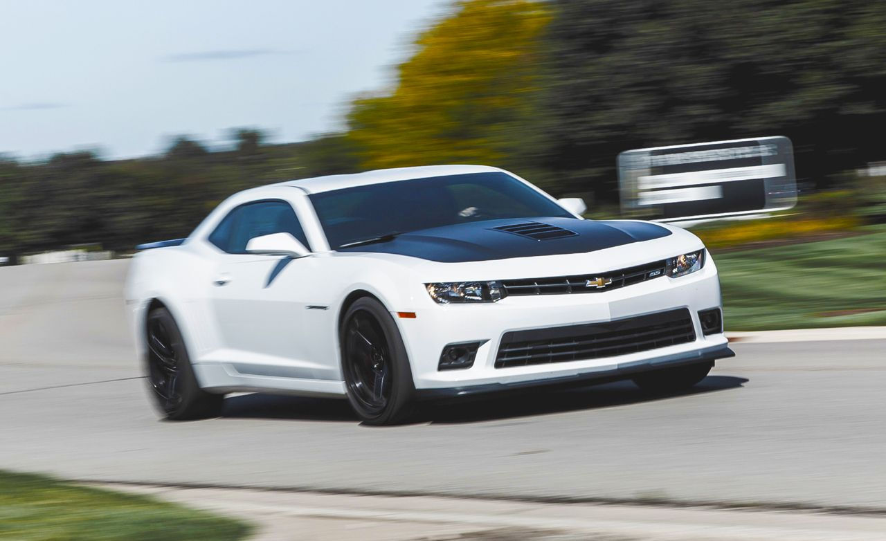 Wallpaper #r2fcDZMBSpphPi3-9OcB67 2015 Chevrolet Camaro Ss 1le Test Review Car and Driver