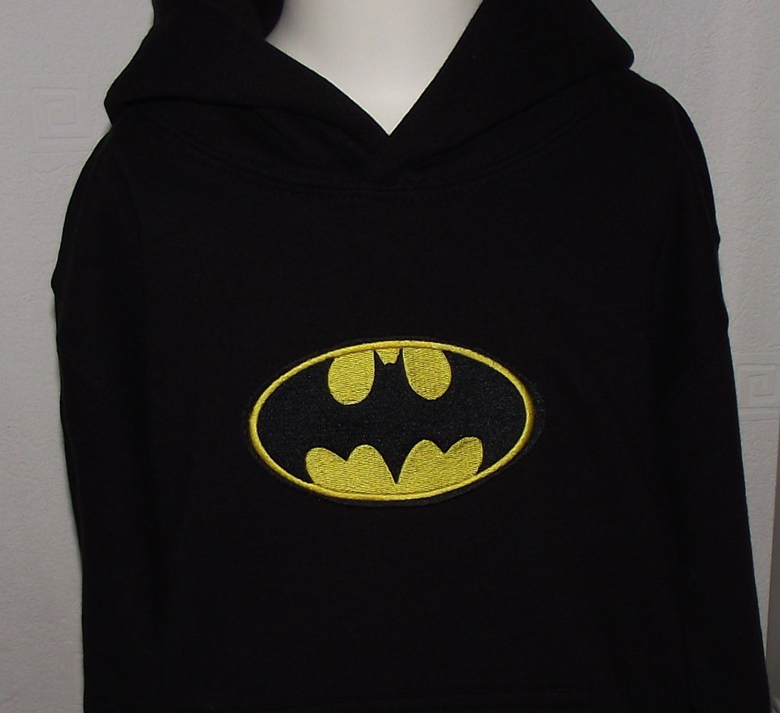 Wallpaper #z2iuJJMBSpphPi3-ijlY63 Batman Logo Embroidery Design
